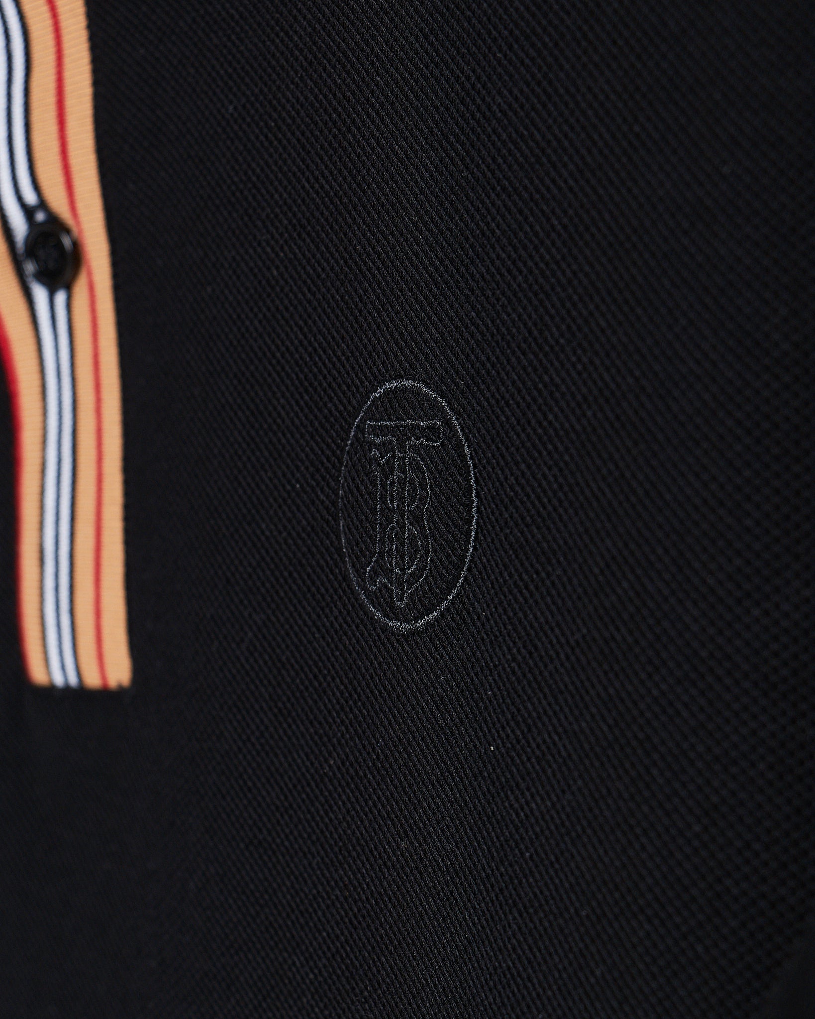 MOI OUTFIT-Collar Striped Men Polo Shirt 55.90
