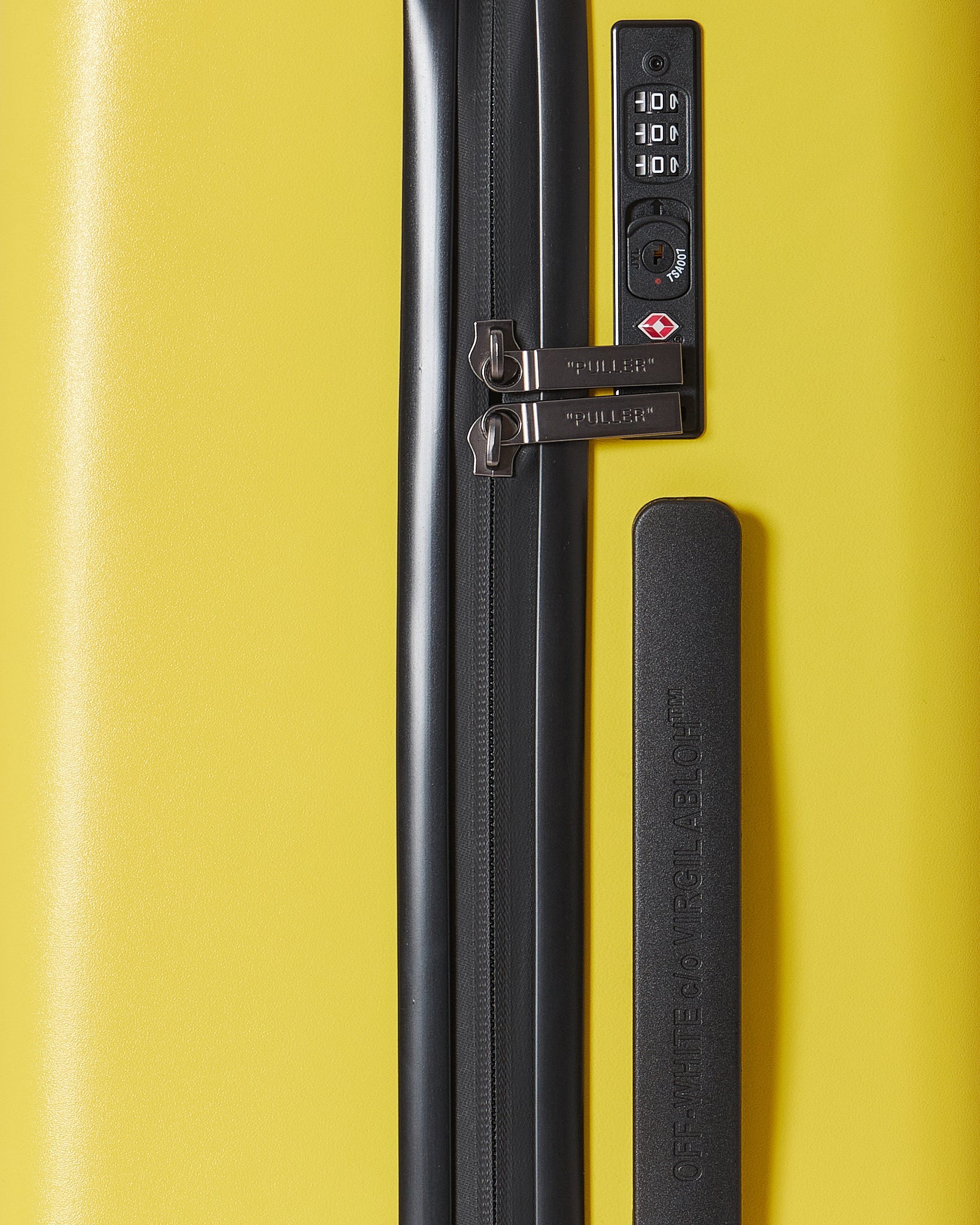 MOI OUTFIT-Cross Arrow Logo Cabin Size Luggage 209.90