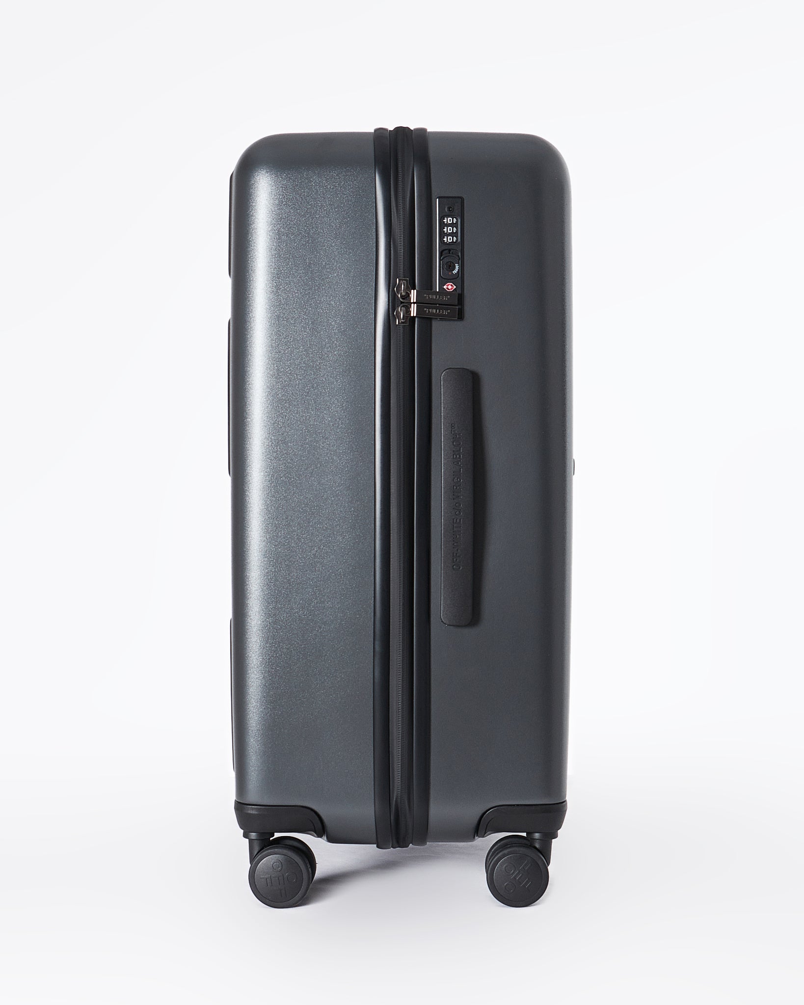 MOI OUTFIT-Cross Arrow Logo Check-In M Luggage 229.90