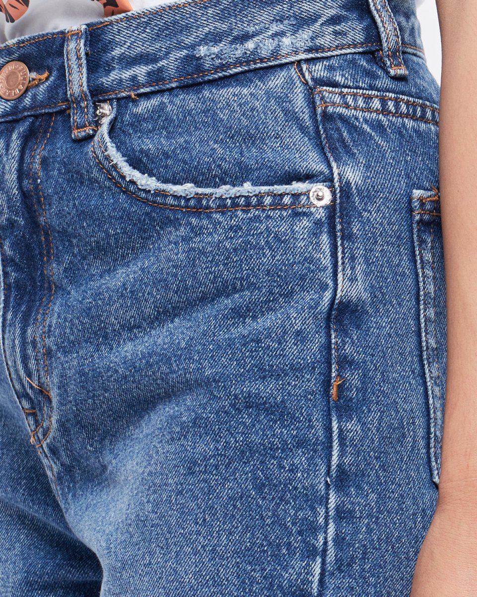 MOI OUTFIT-Distressed Lady Boyfriend Jeans 19.90
