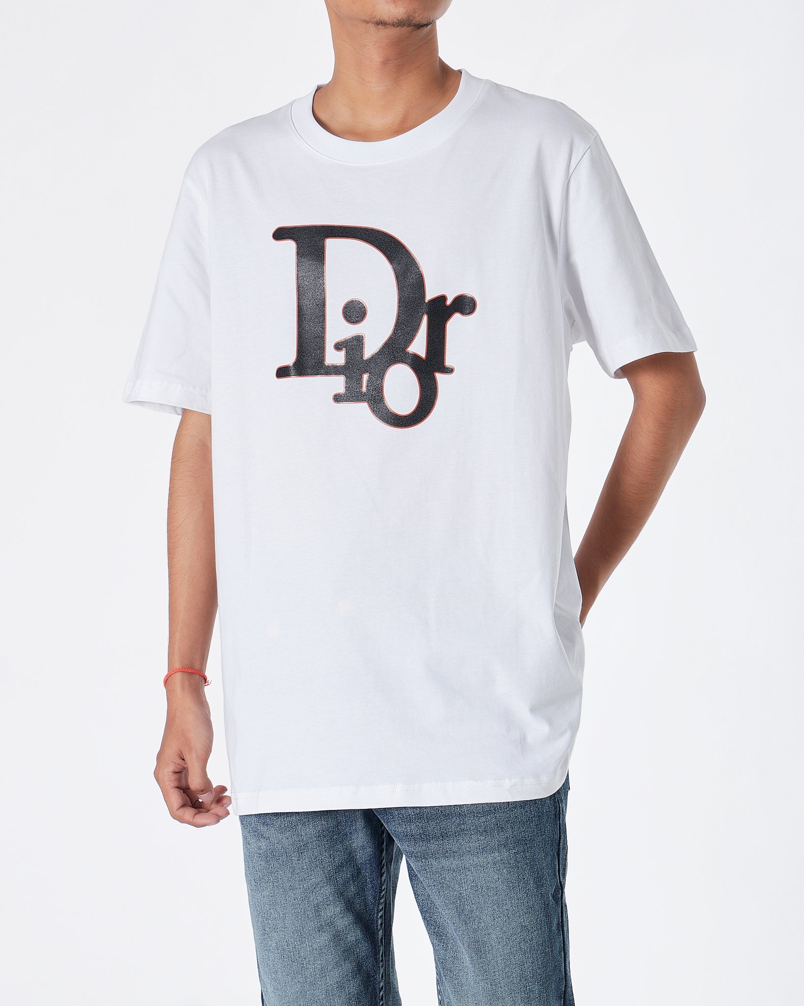 MOI OUTFIT-DR Velvet Logo Men T-Shirt 52.90