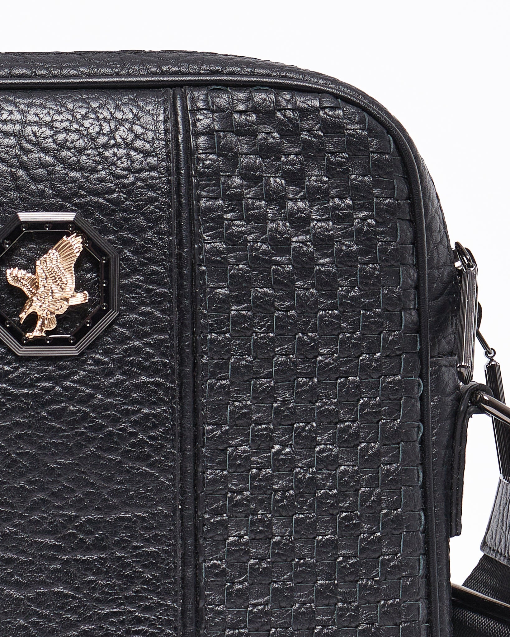 MOI OUTFIT-Eagle Head Leather Men Sling Bag 245.90