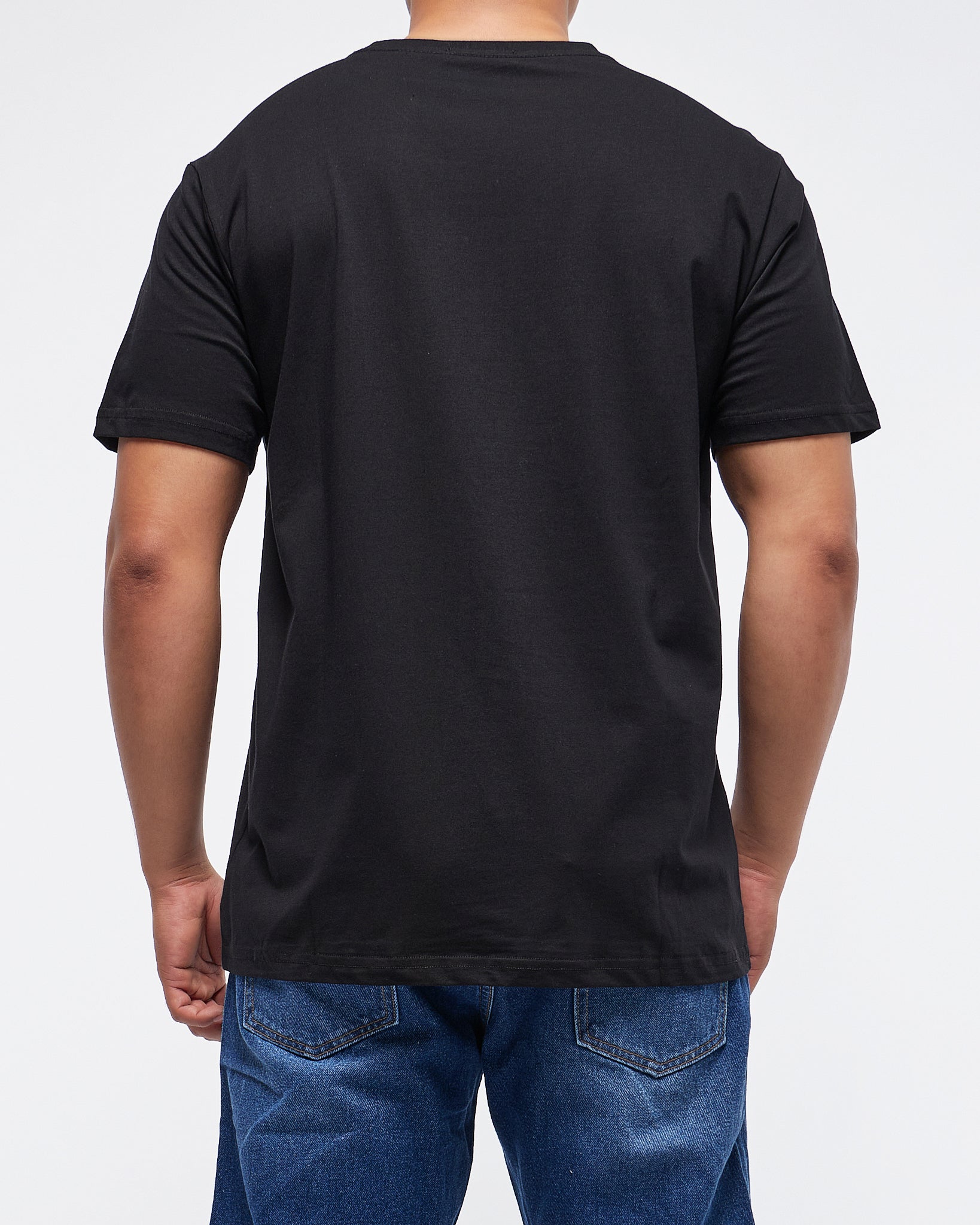 MOI OUTFIT-Embroidered Medusa Logo Men T-Shirt 24.90