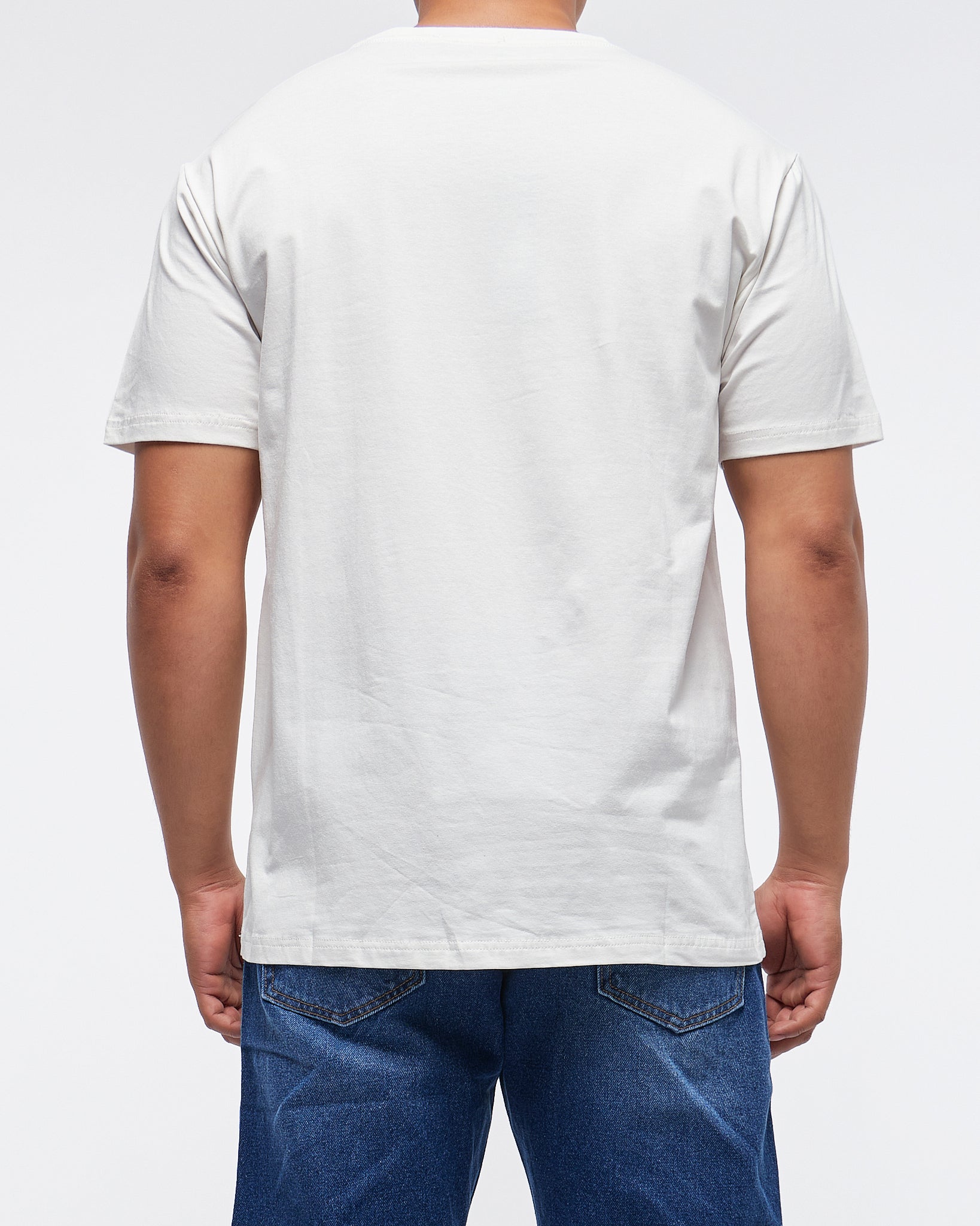 MOI OUTFIT-Embroidered Medusa Logo Men T-Shirt 24.90