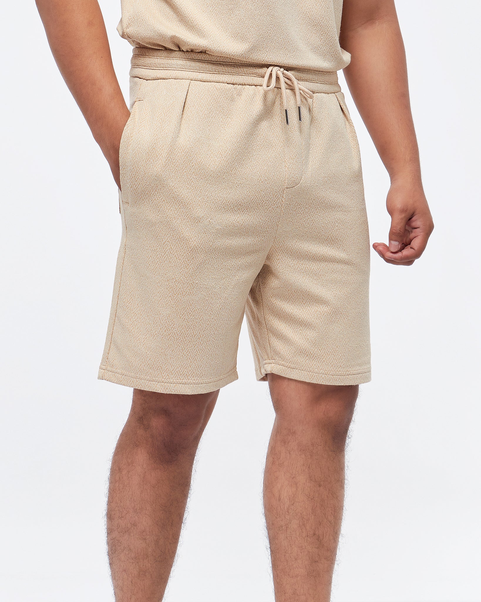 MOI OUTFIT-Geometric Square Pattern Men Shorts 13.90