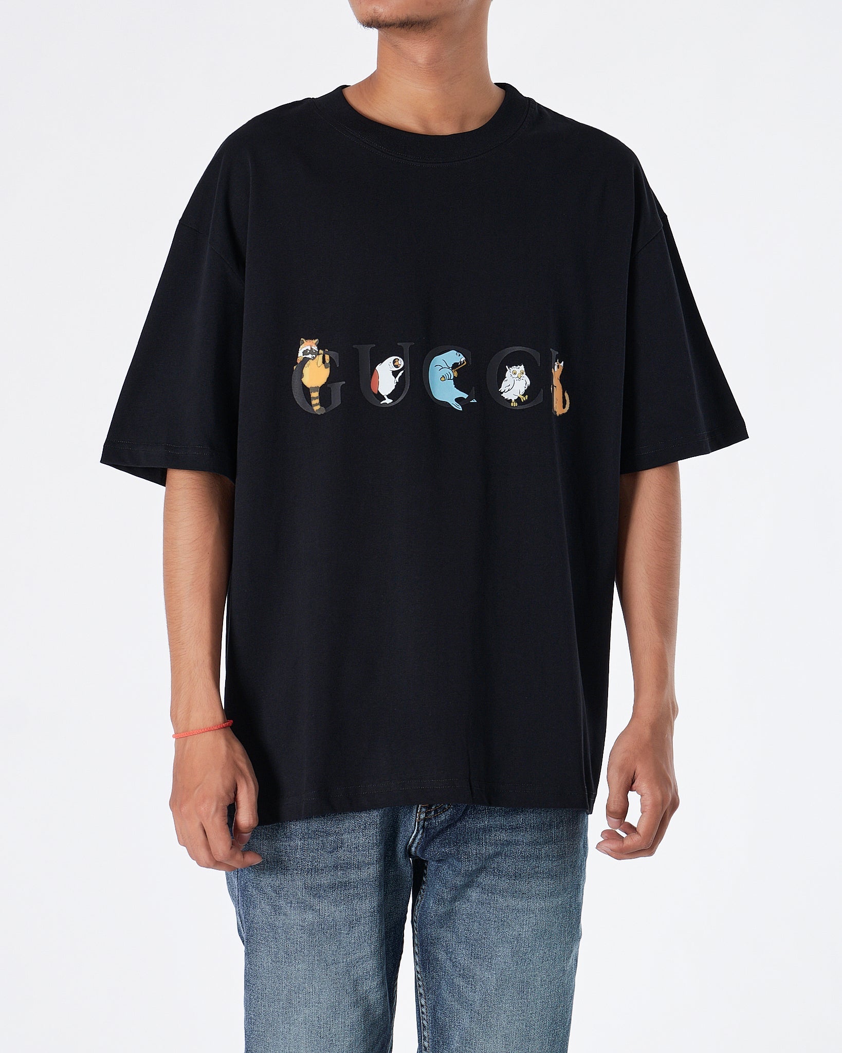 MOI OUTFIT-GG Cartoon Men T-Shirt 49.90