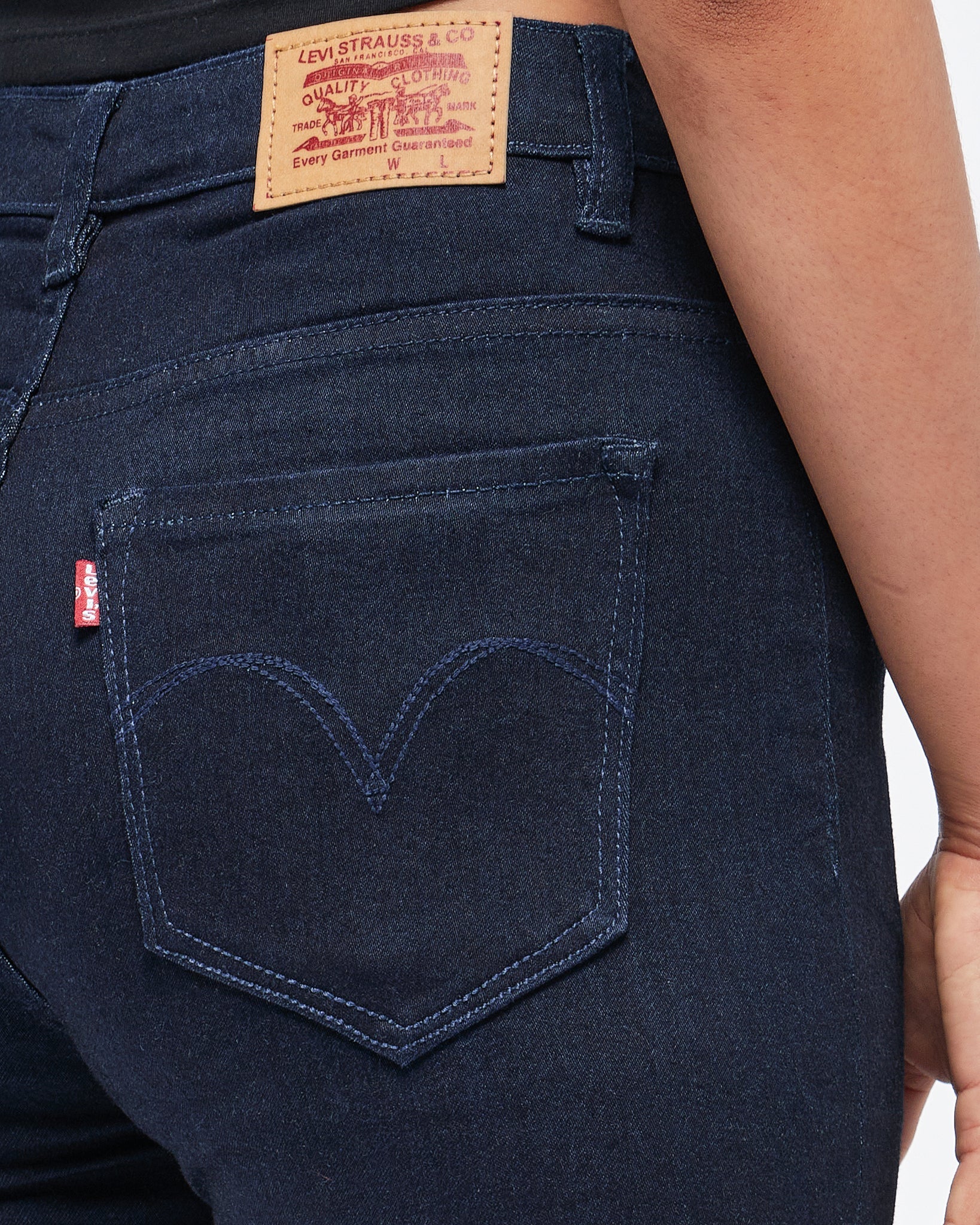 MOI OUTFIT-High Rise Slim Fit 711 Lady Jeans 18.90