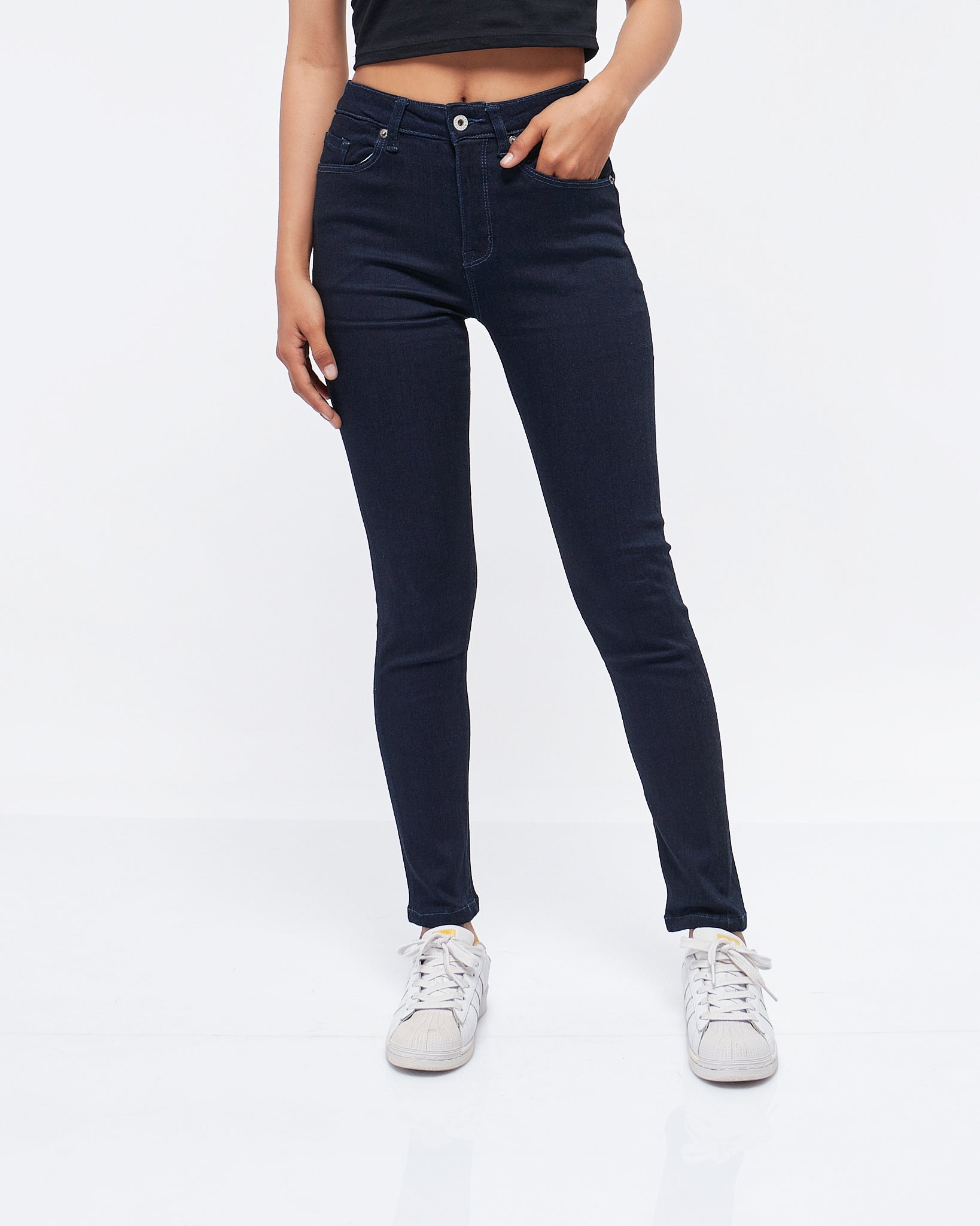 MOI OUTFIT-High Rise Slim Fit 711 Lady Jeans 18.90
