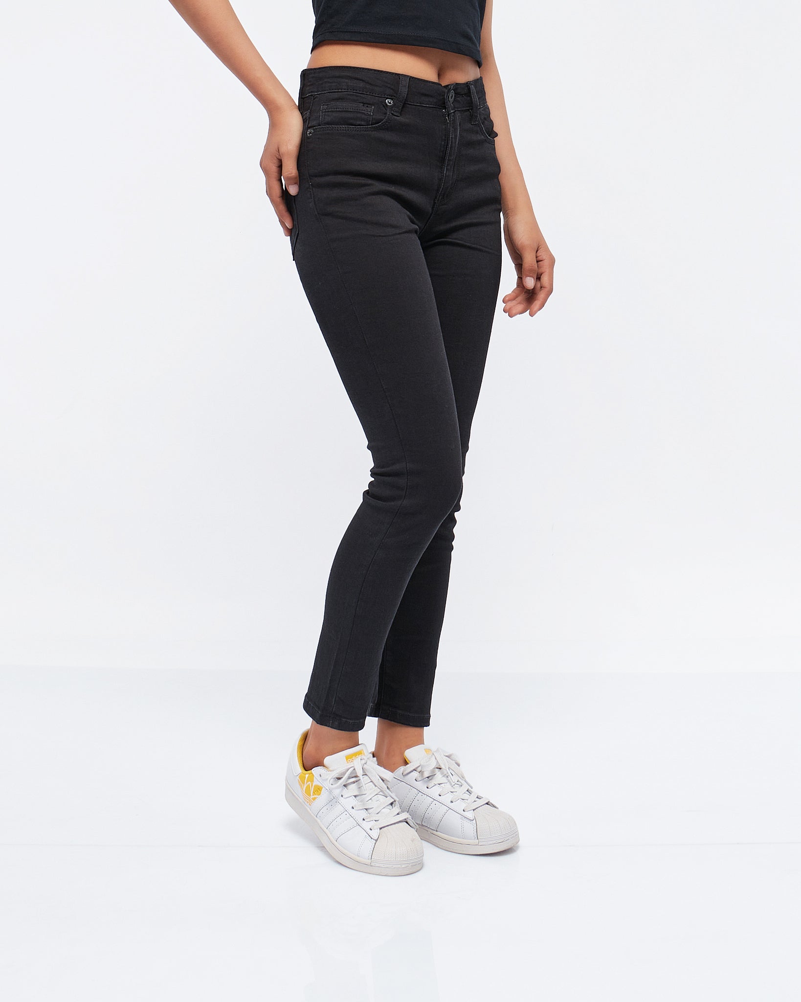 MOI OUTFIT-High Rise Slim Fit 711 Lady Jeans 18.90