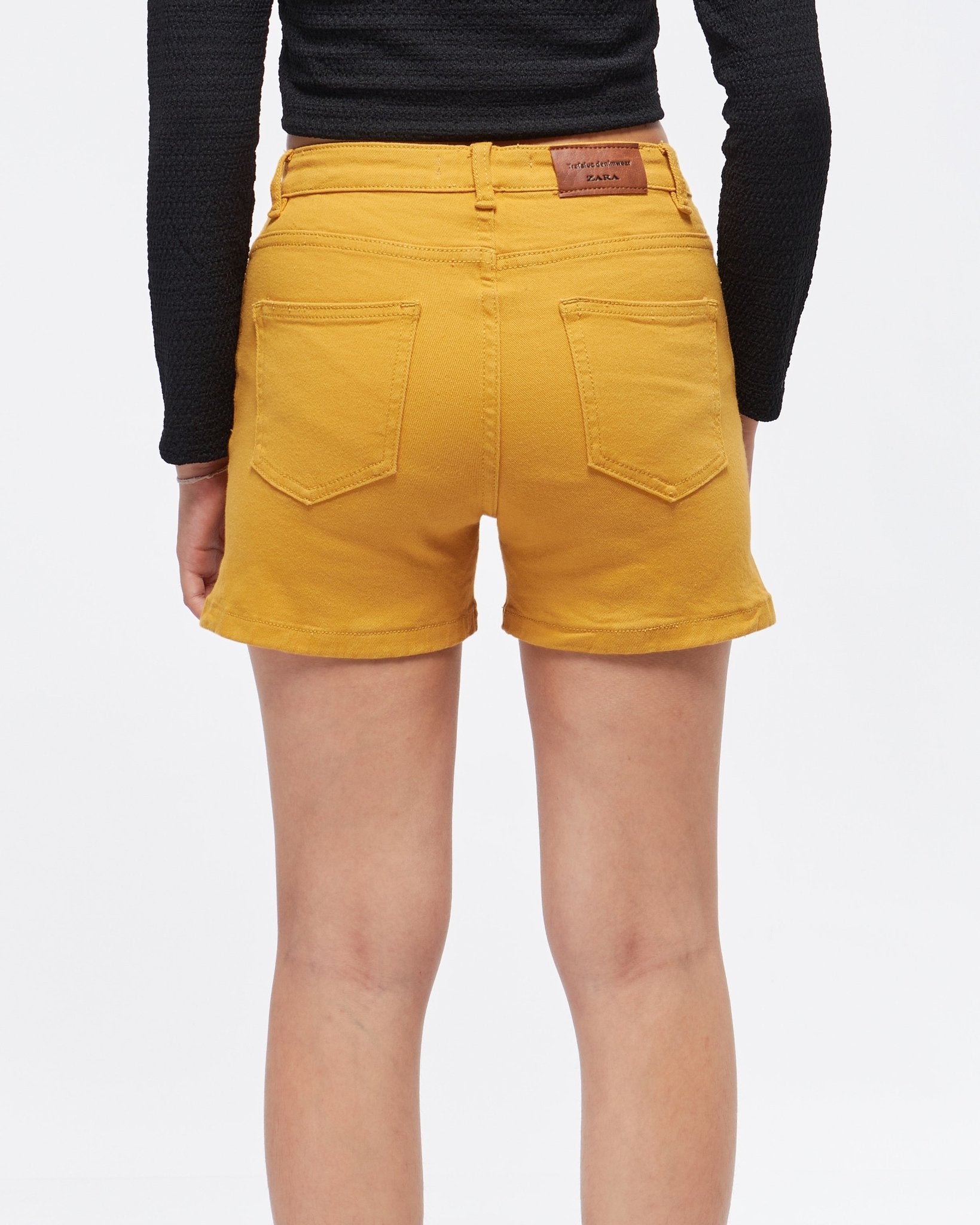 MOI OUTFIT-High Waist Candy Color Lady Short Jeans 13.90