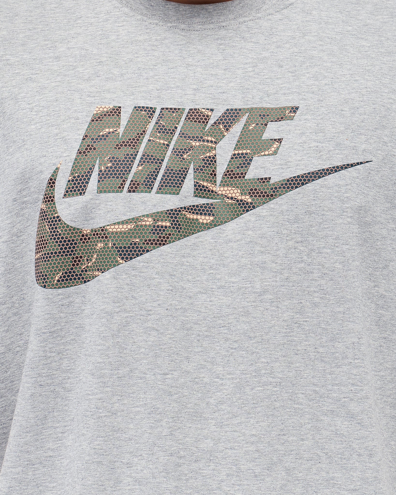 MOI OUTFIT-Logo Camo Printed Men T-Shirt 16.50