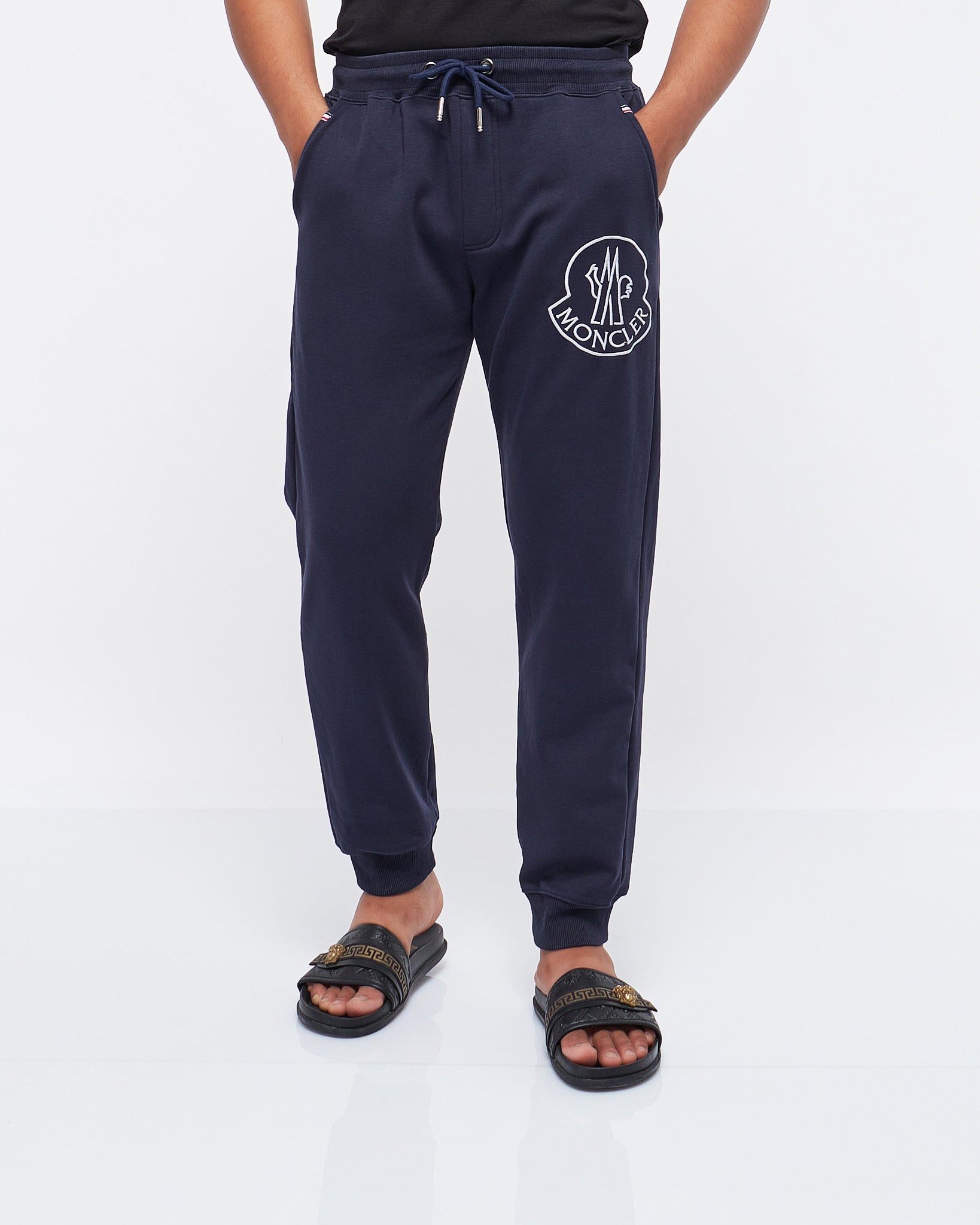 MOI OUTFIT-Logo Embroidered Men Jogger 28.90