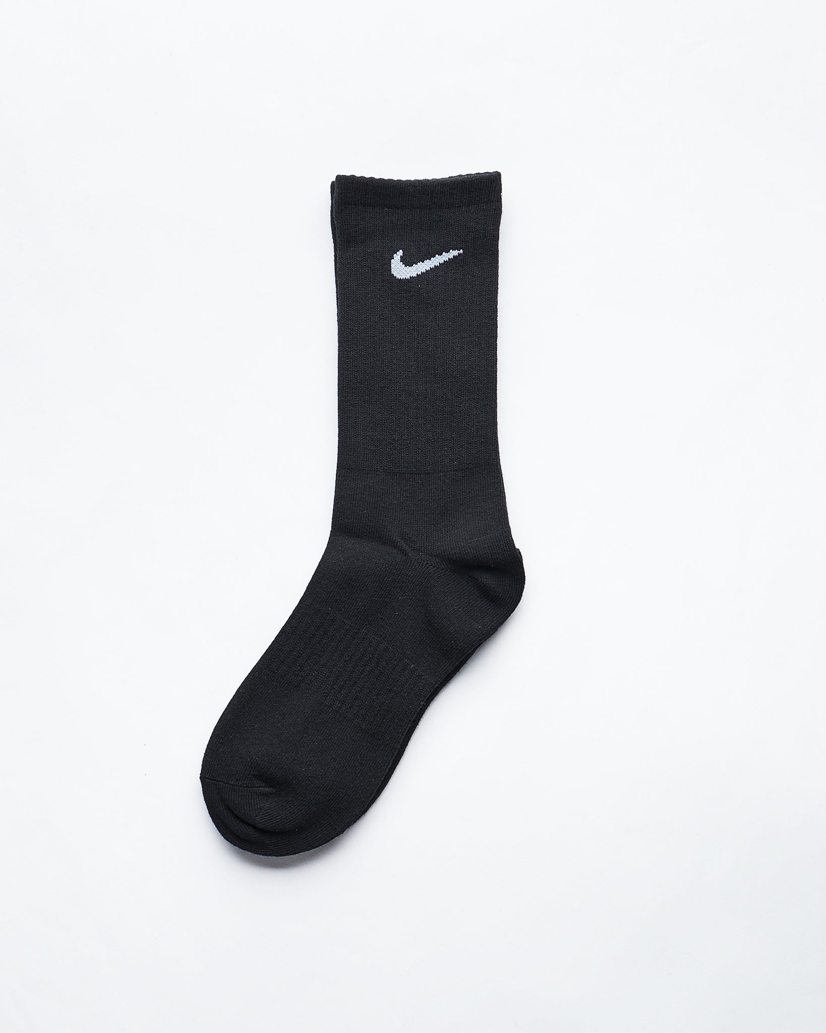 MOI OUTFIT-Logo Embroidered Mid Calf 3 Pairs Socks 8.90
