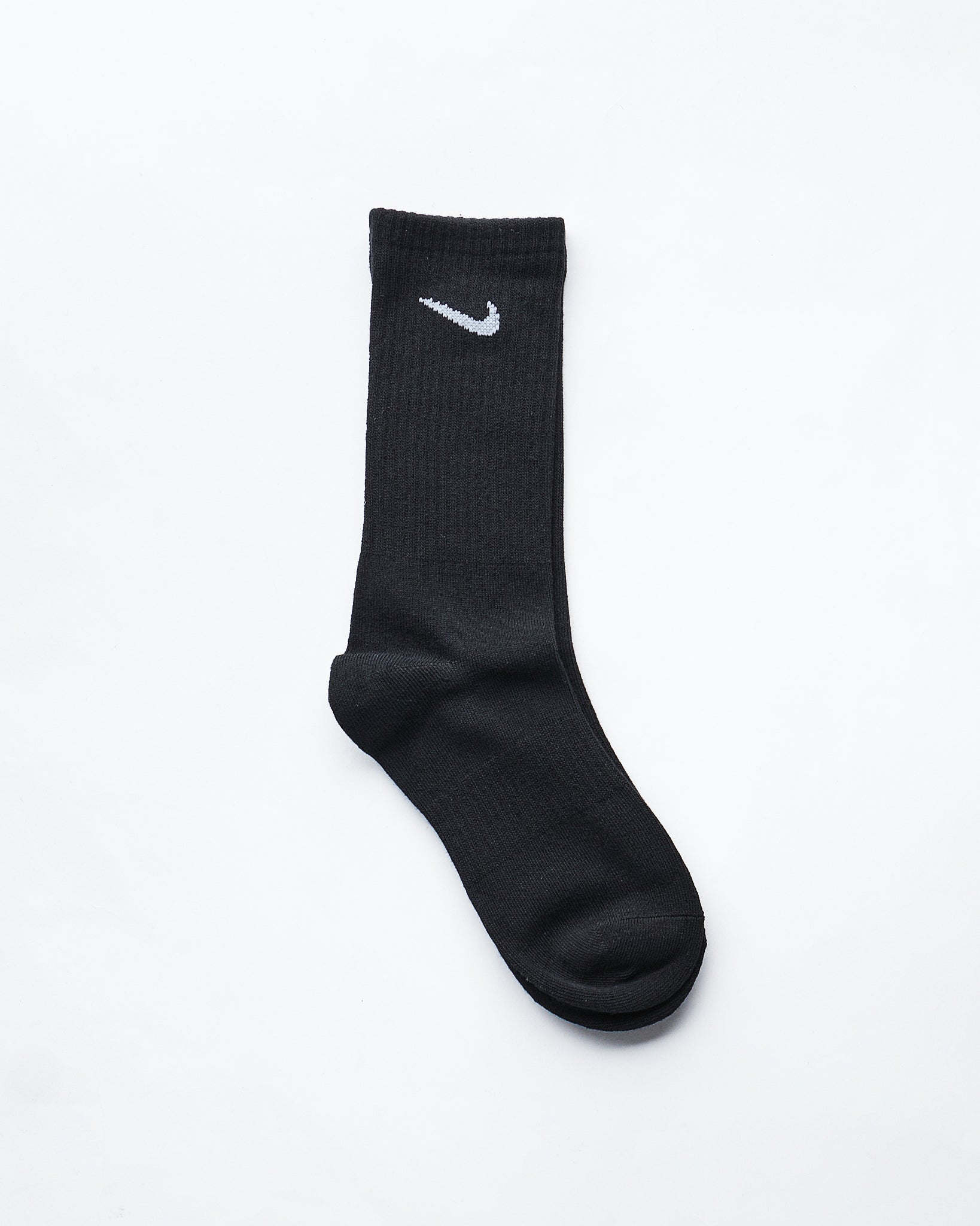 MOI OUTFIT-Logo Embroidered Mid Calf 3 Pairs Socks 8.90