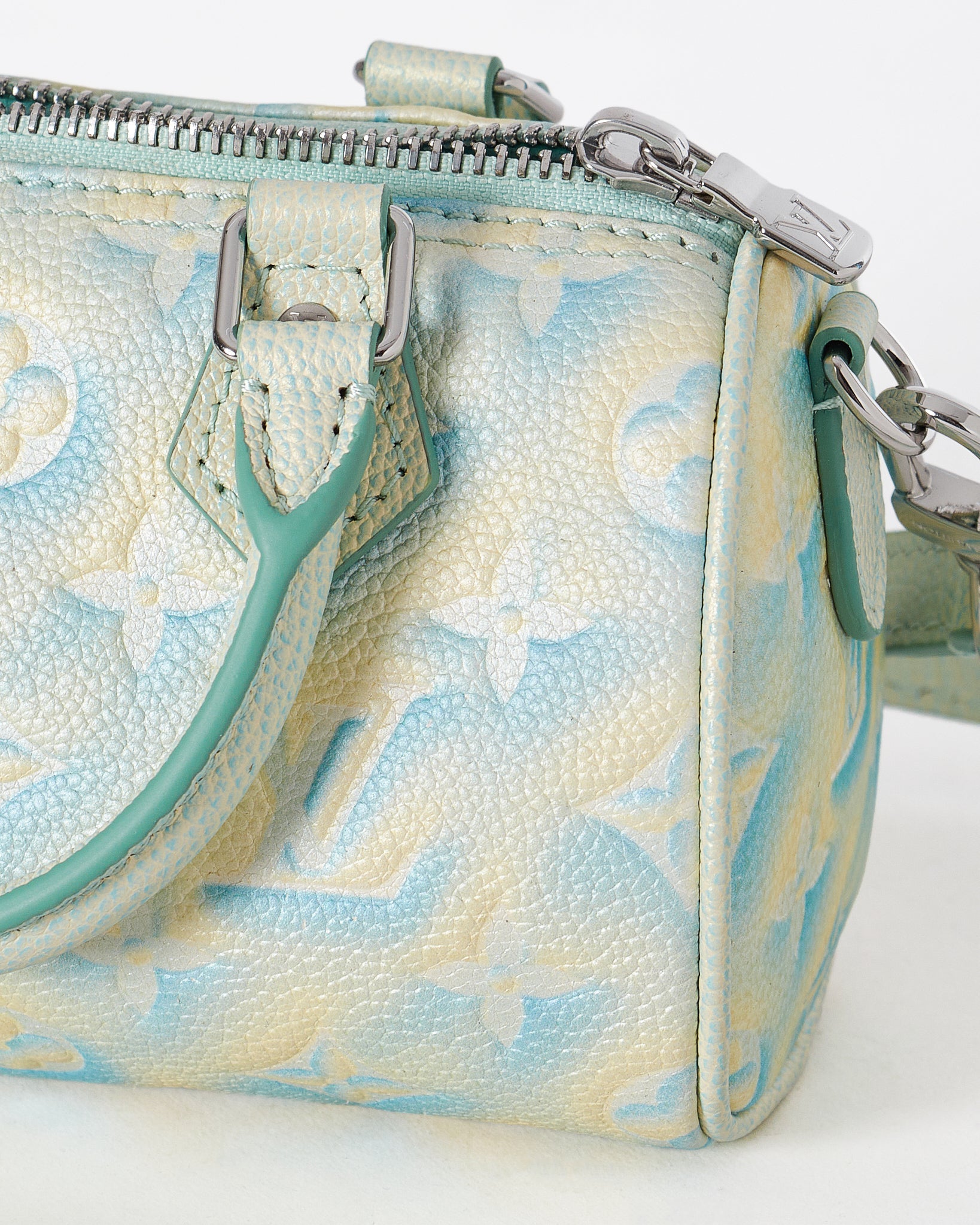 MOI OUTFIT-LV Cylinder Lady Bag 195