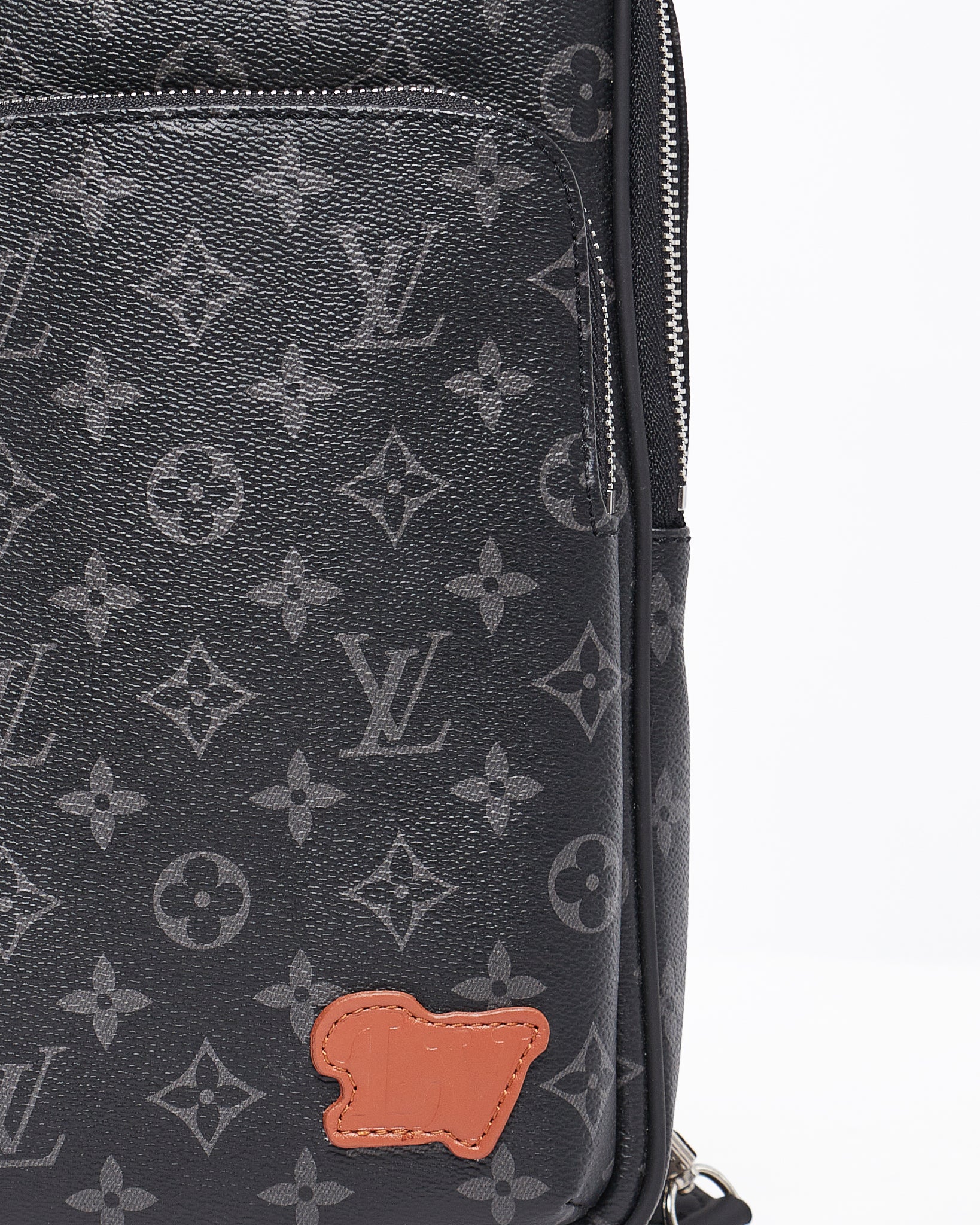 MOI OUTFIT-LV Monogram Sling Bag 69.90