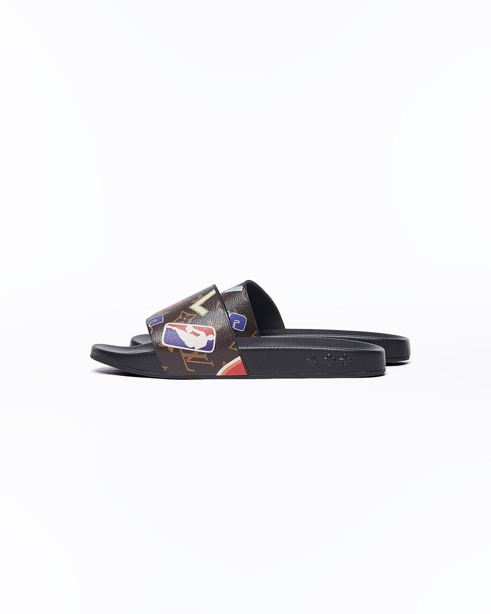 LV NBA Monogram Men Brown Slide 44.90 - MOI OUTFIT