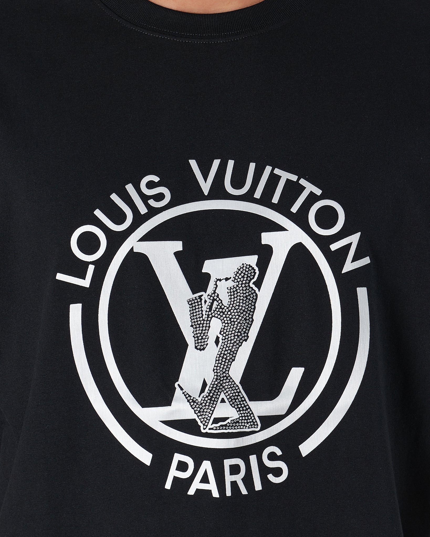 MOI OUTFIT-LV Rhinestone Men T-Shirt 60.90