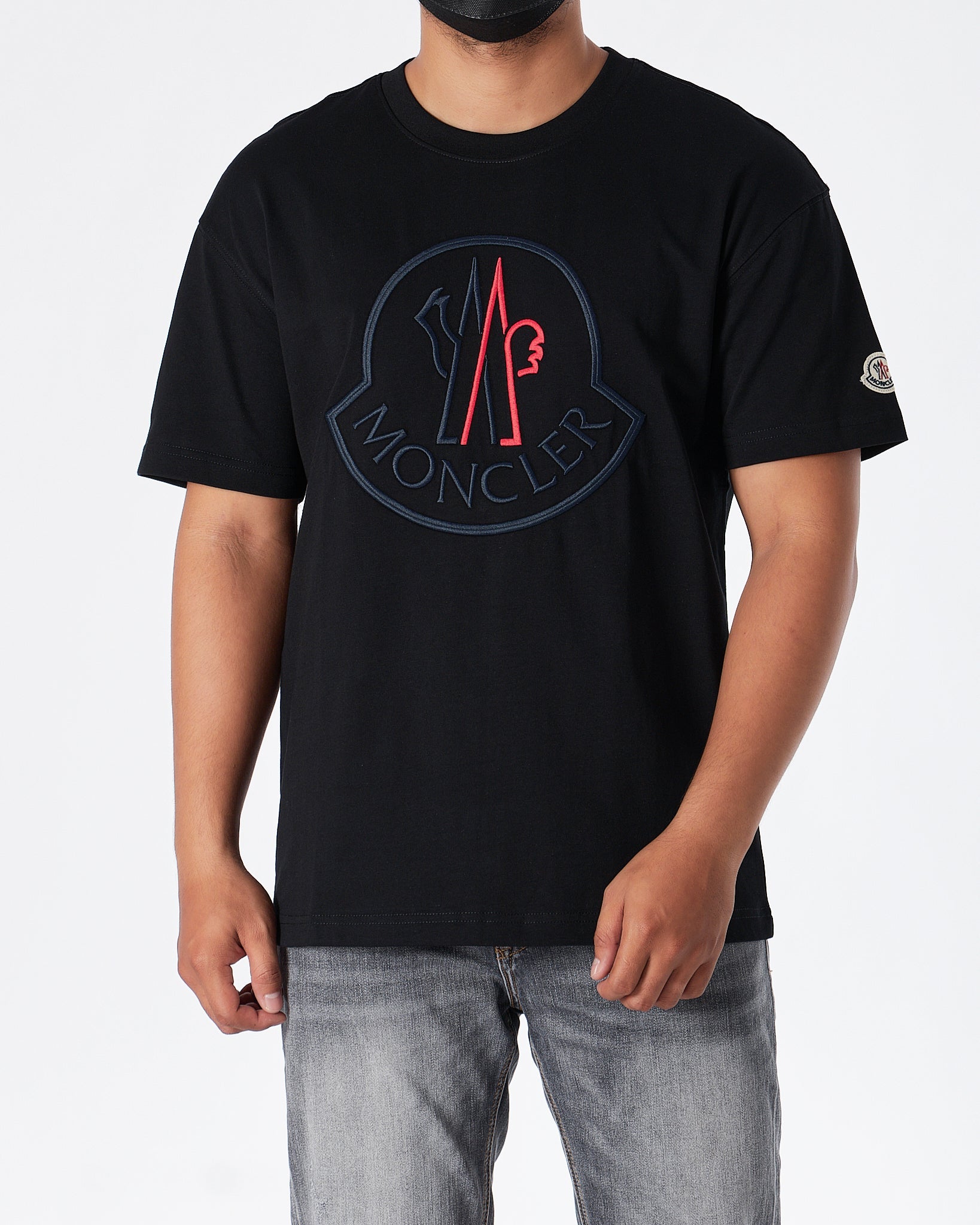 MOI OUTFIT-MC Embroidered Men T-Shirt 53.90