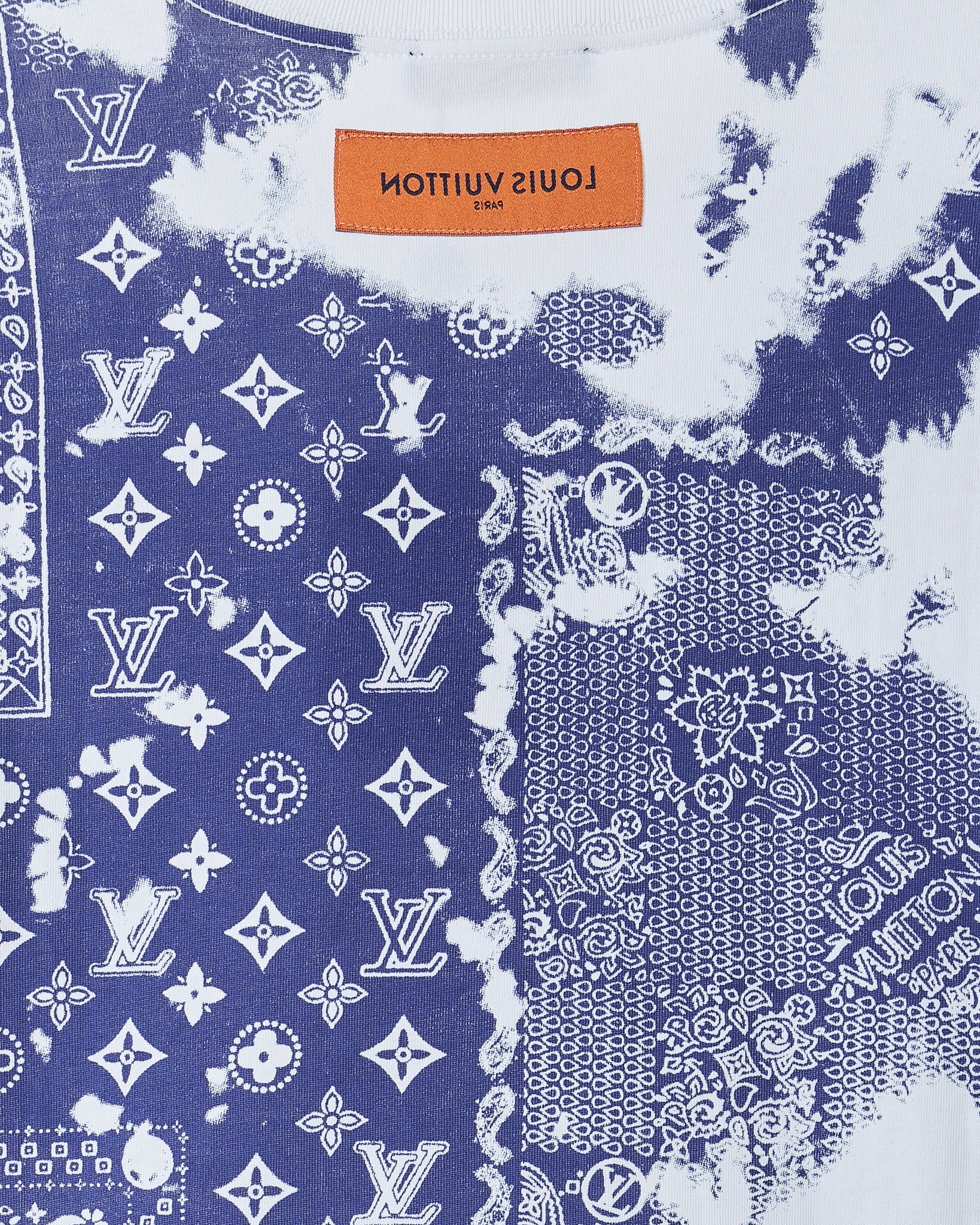 MOI OUTFIT-Monogram Bandana Men T-Shirt 65.90