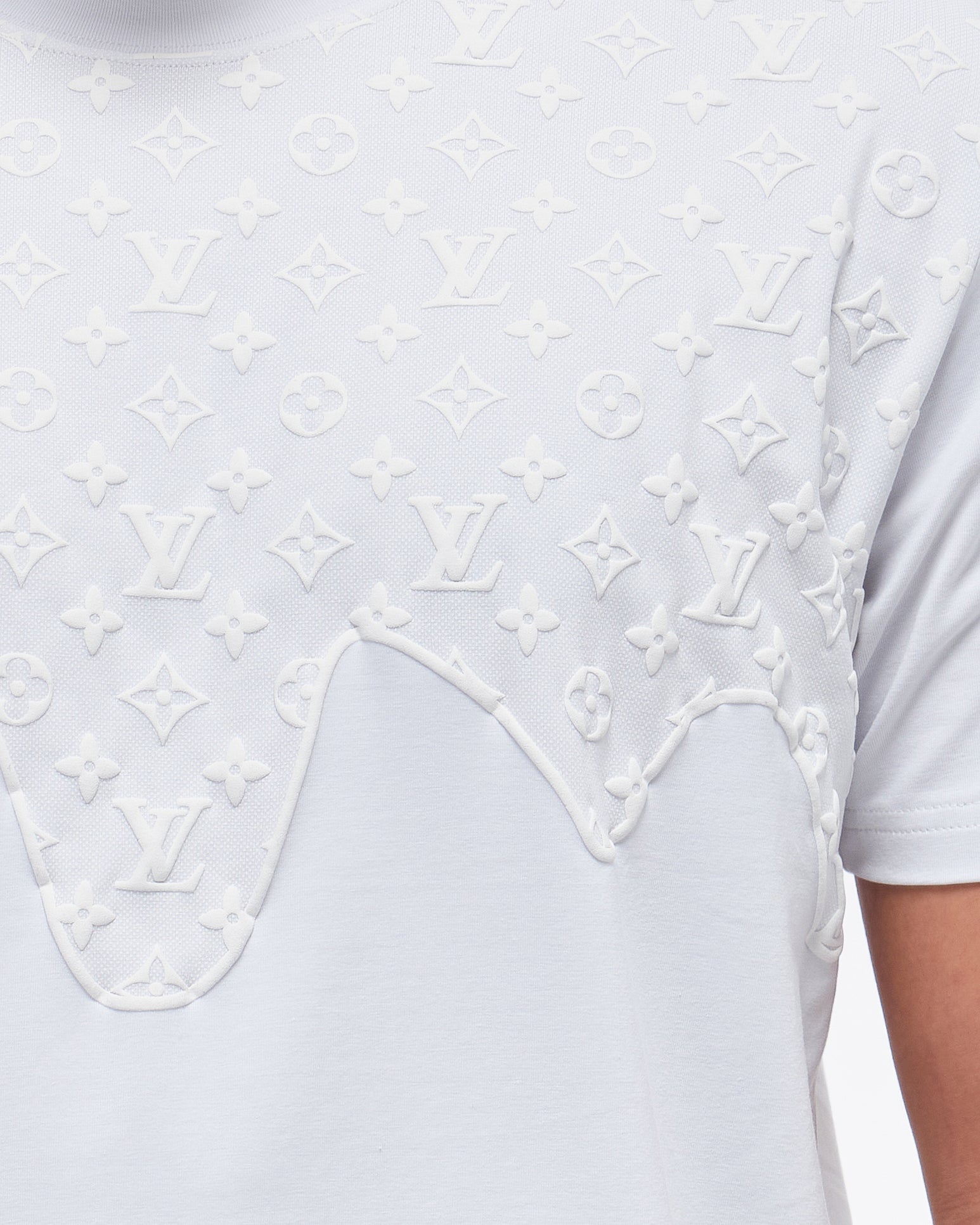 MOI OUTFIT-Monogram Front and Back Printed Men T-Shirt 15.90