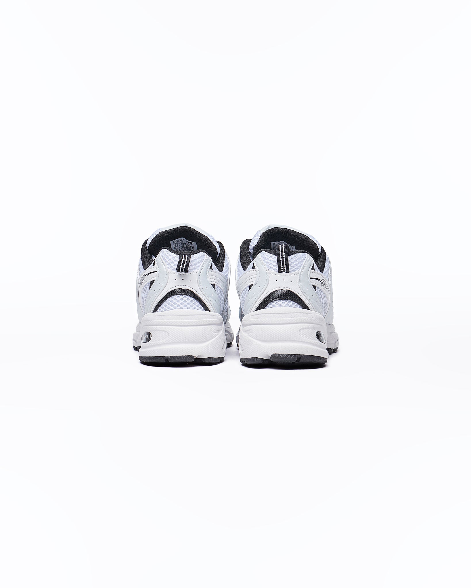 MOI OUTFIT-NB 530 White Black Runners Shoes 69.90