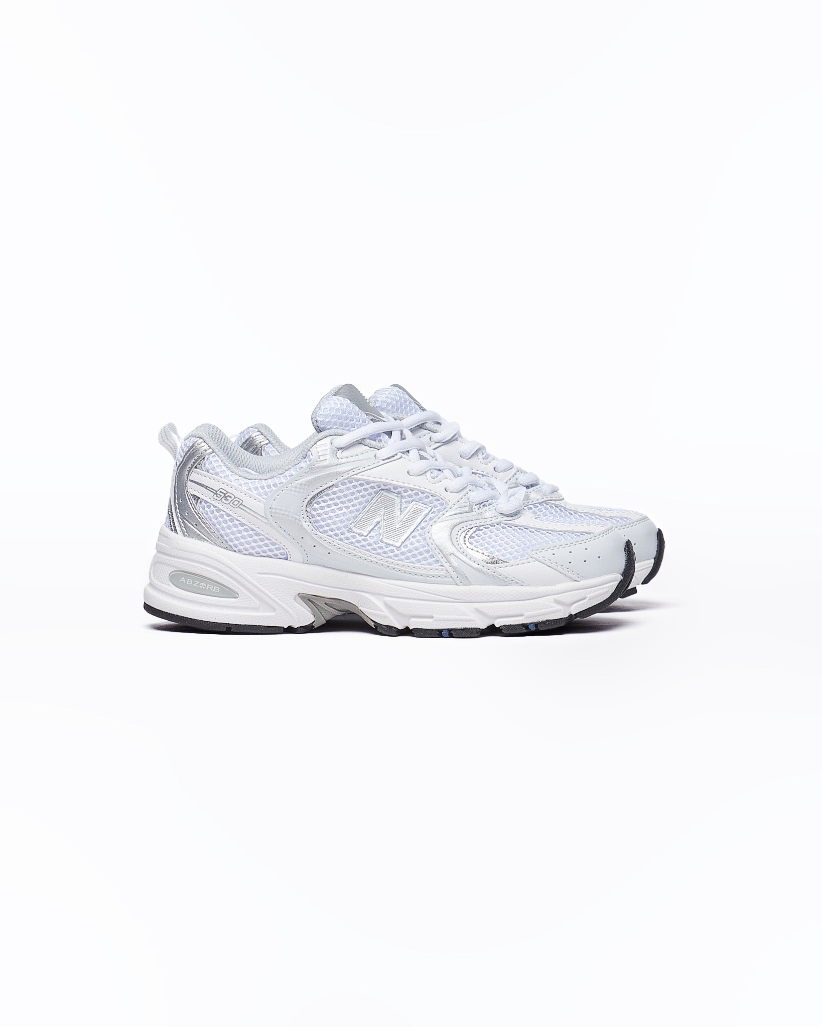 MOI OUTFIT-NB 530 White Runners Shoes 69.90
