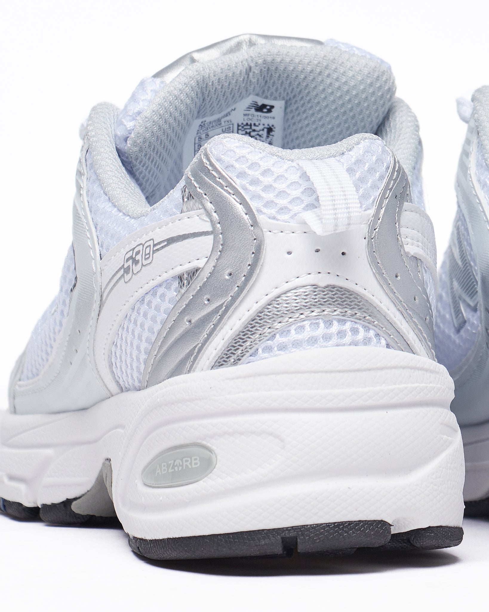 MOI OUTFIT-NB 530 White Runners Shoes 69.90