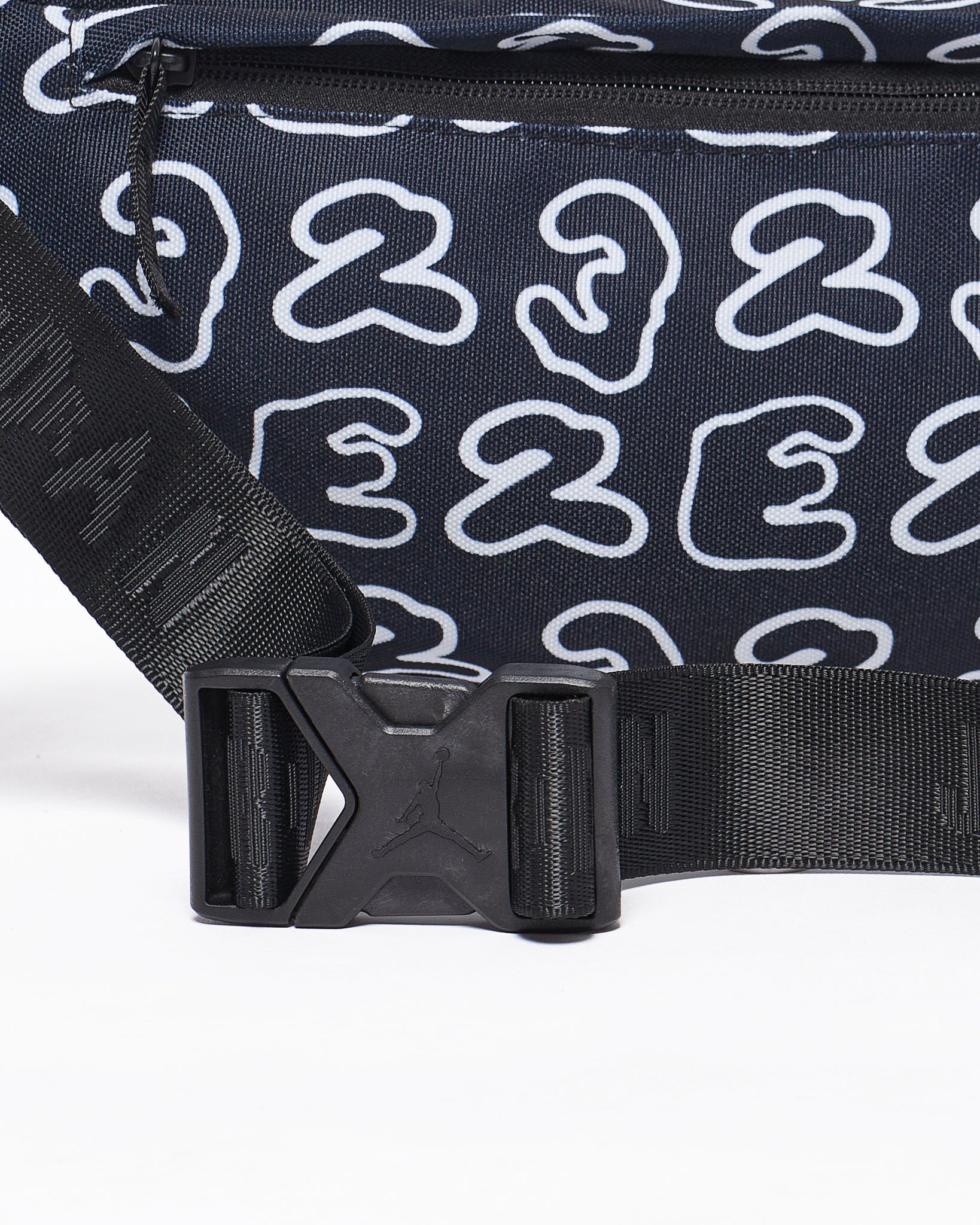 MOI OUTFIT-Number Over Printed Unisex Bumbag 16.90