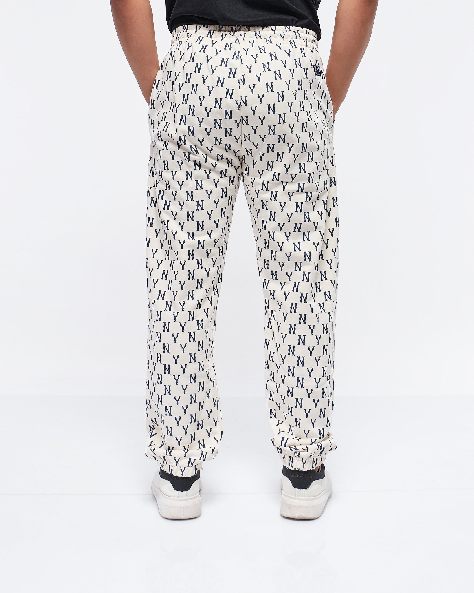 MOI OUTFIT-NY Over Printed Men Joggers 35.90