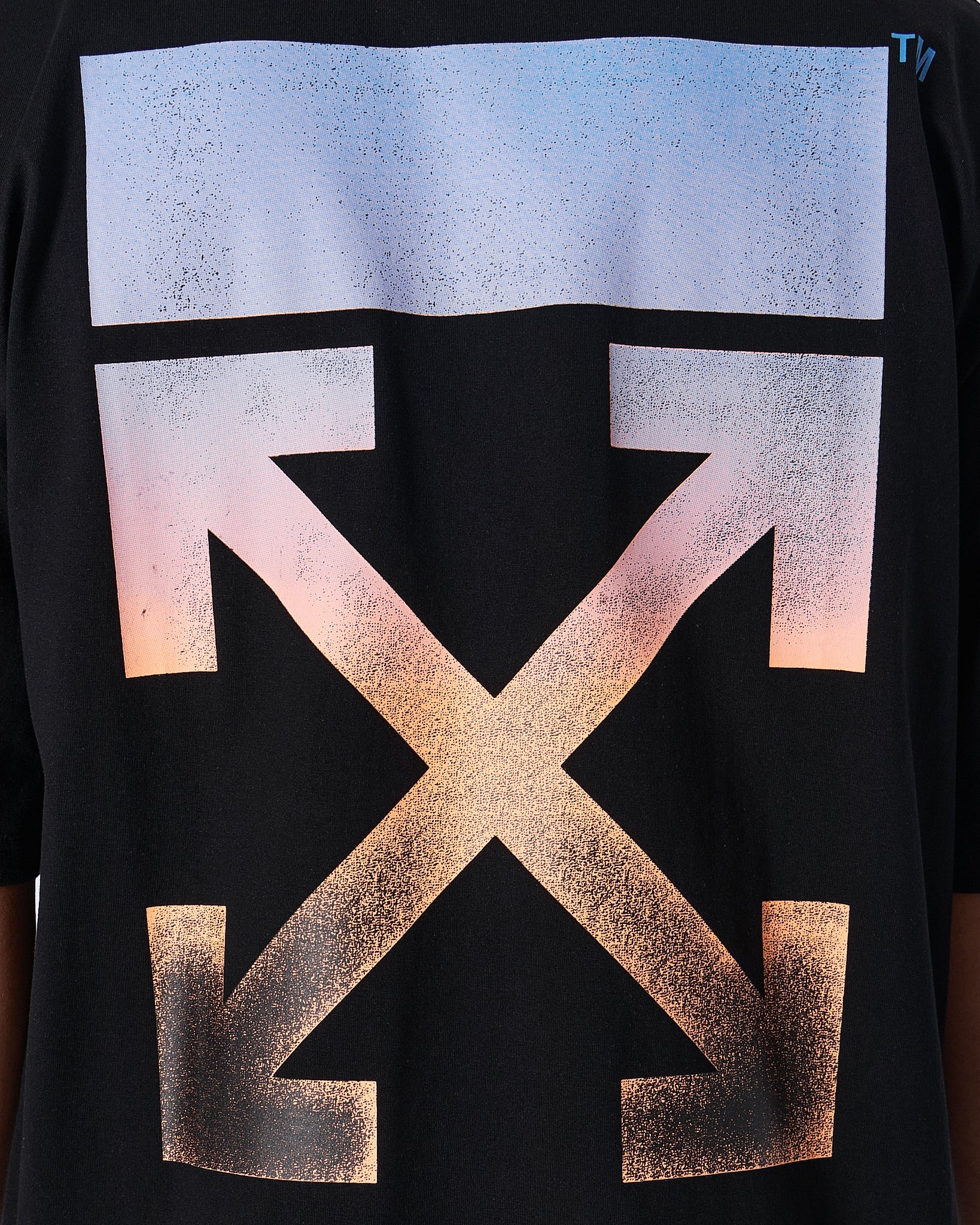 MOI OUTFIT-OW Back Cross Arrow Men Black T-Shirt 18.90