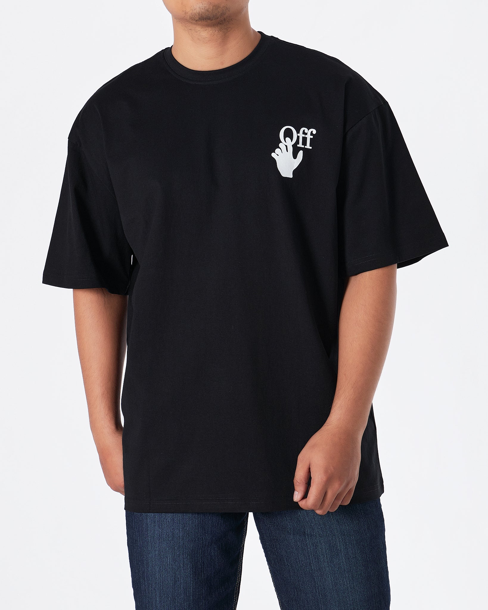 MOI OUTFIT-OW Back Cross Arrow Men Black T-Shirt 18.90
