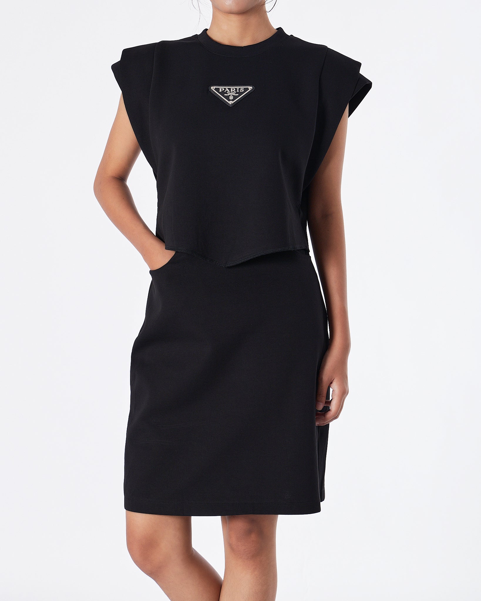 MOI OUTFIT-PD Milano Lady Black Set T-Shirt +Skirt 2pcs 84.90