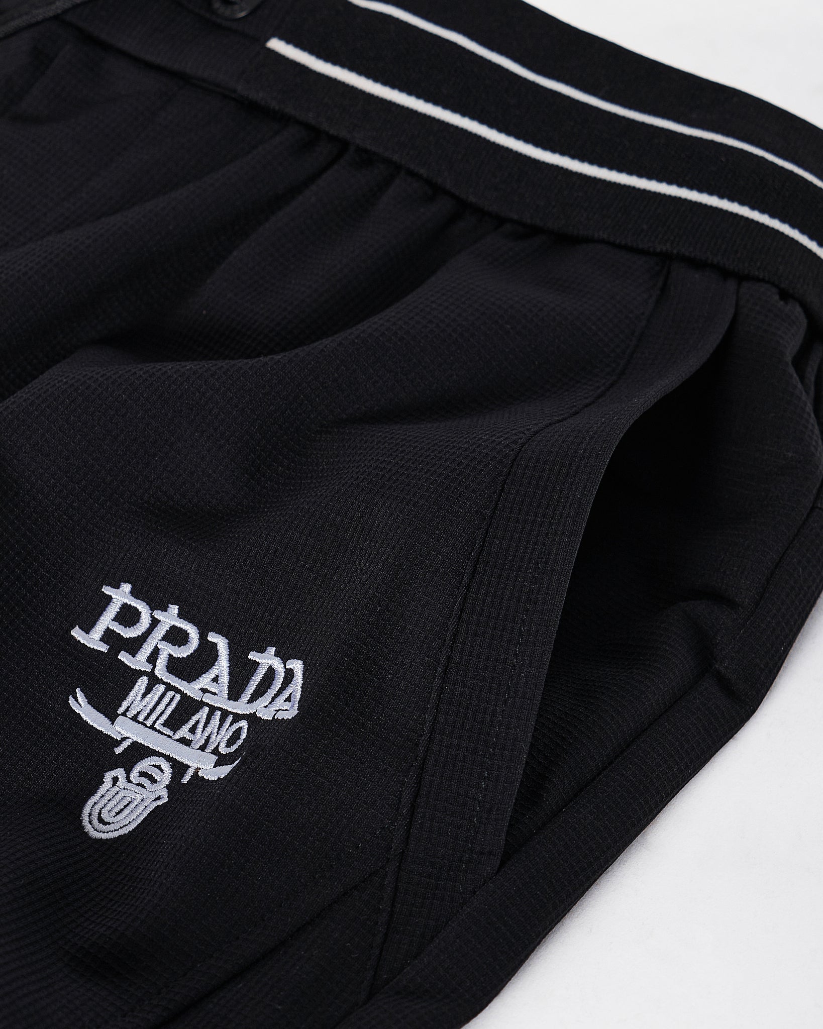 MOI OUTFIT-PD Milano Men Joggers 69.90