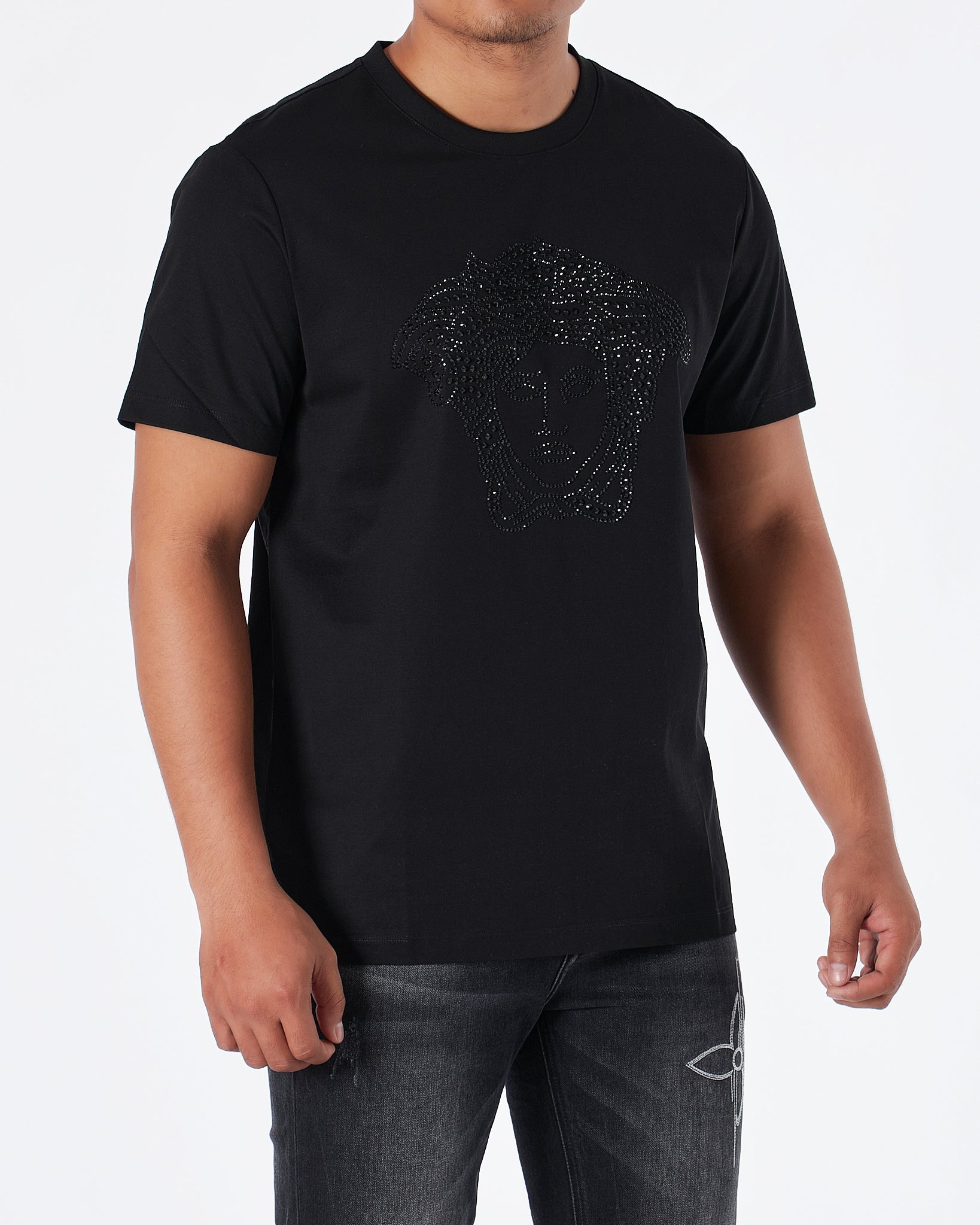 MOI OUTFIT-Rhinestone Medusa Printed Men T-Shirt 54.90