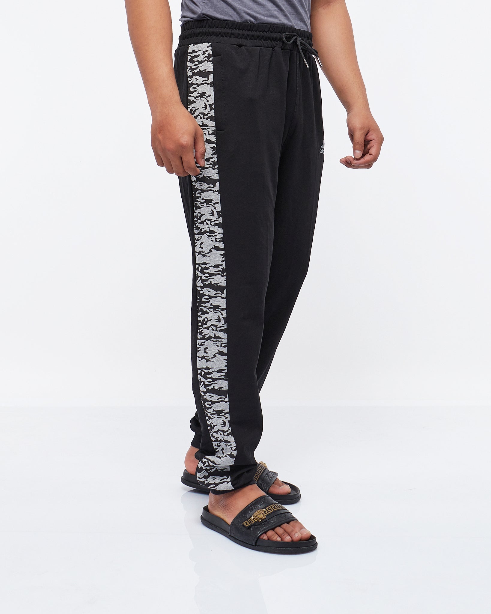 MOI OUTFIT-Side Leopard Stripe Printed Men Jogger 19.90