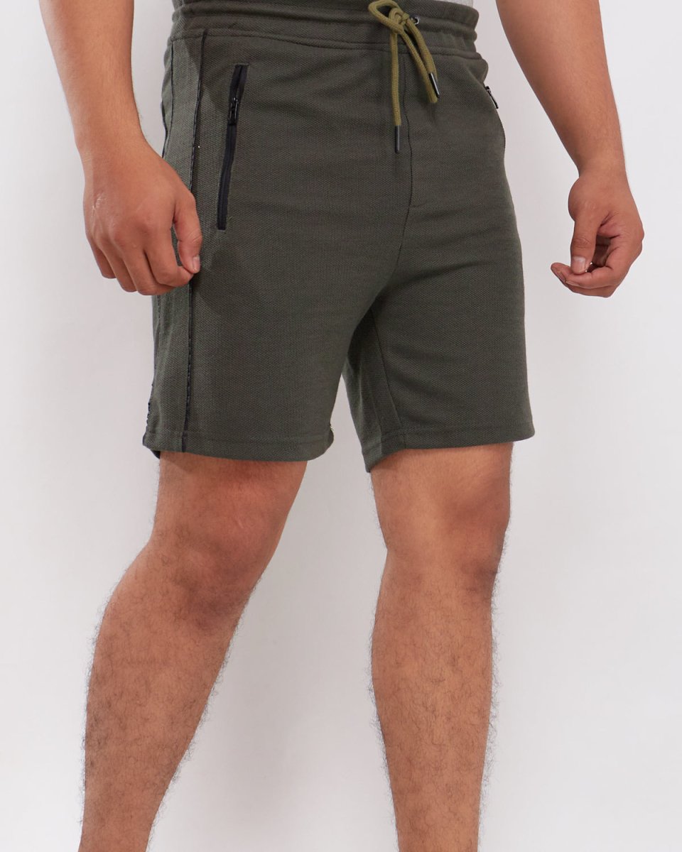 MOI OUTFIT-Side Stripes Relax Fit Men Short 17.50