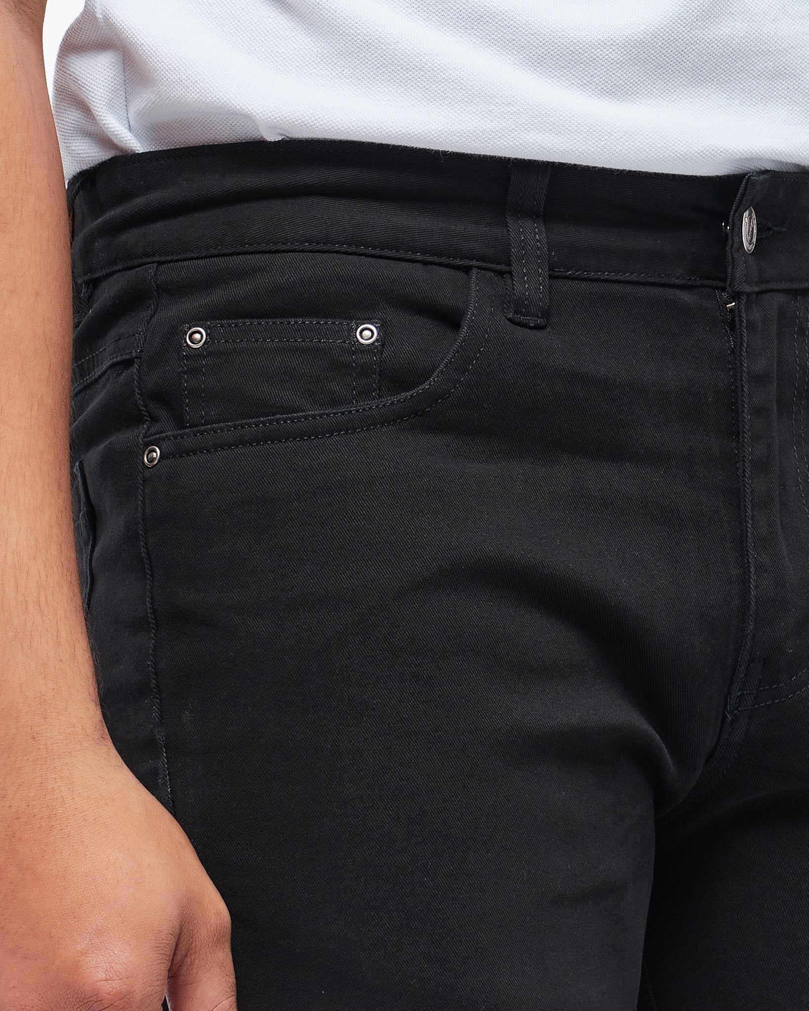 MOI OUTFIT-Soft Stretchy Men Jeans 24.90