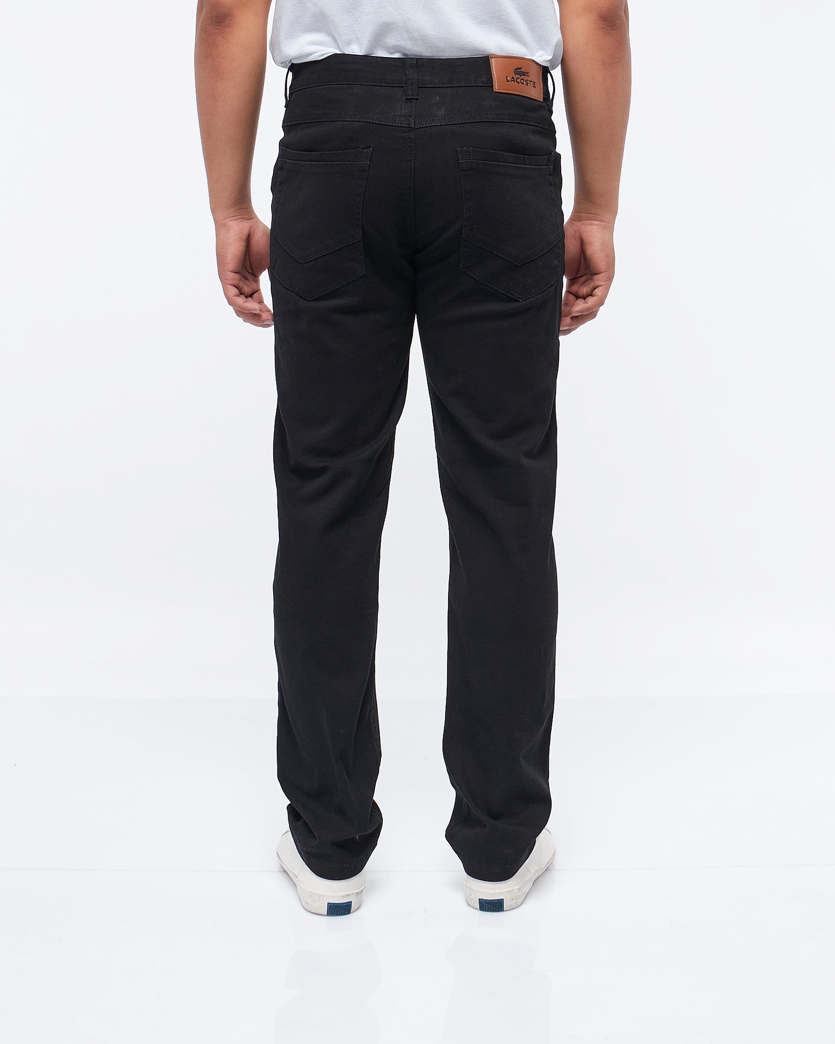 MOI OUTFIT-Soft Stretchy Men Jeans 24.90