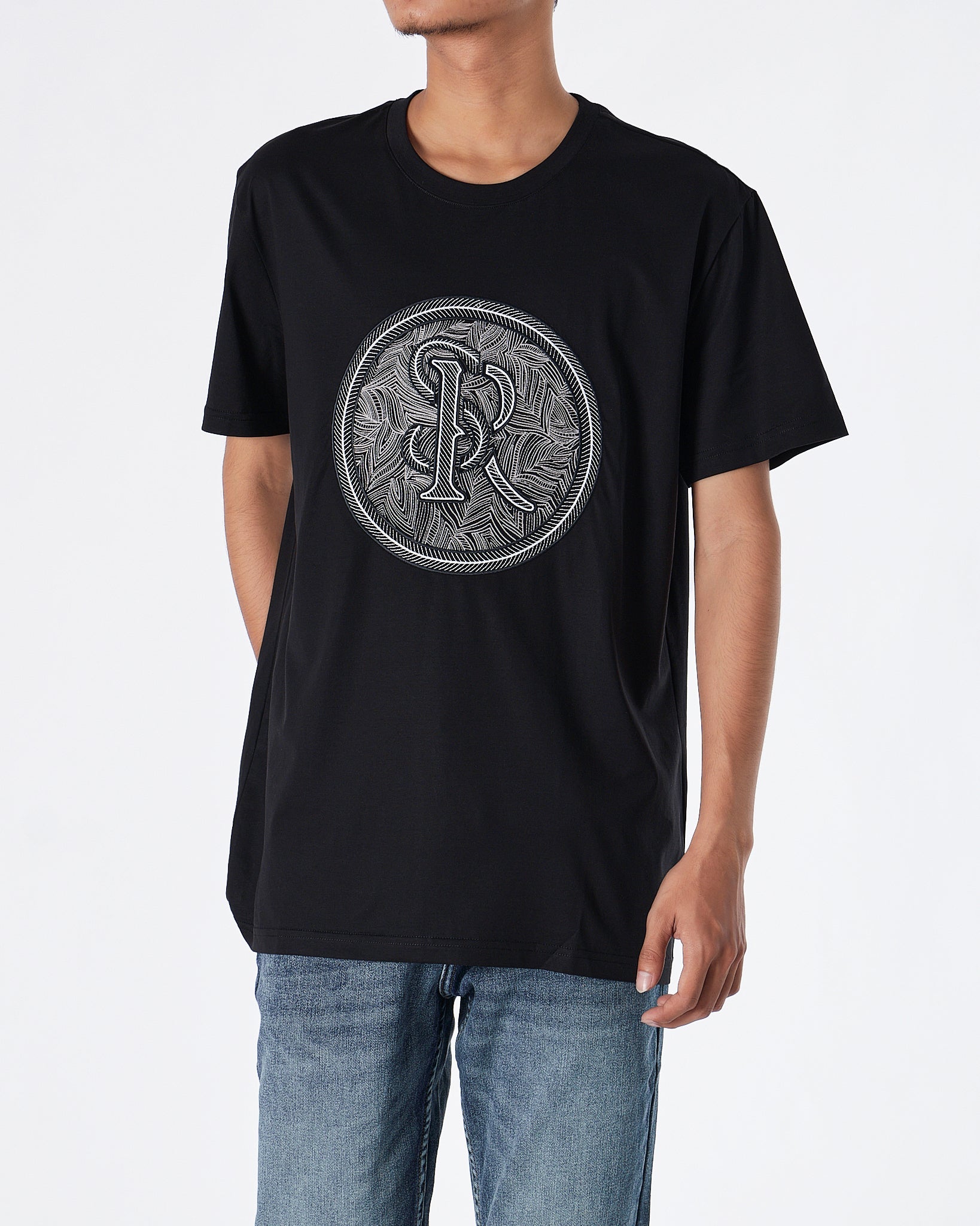 MOI OUTFIT-SR Logo Embroidered Men T-Shirt 64.90