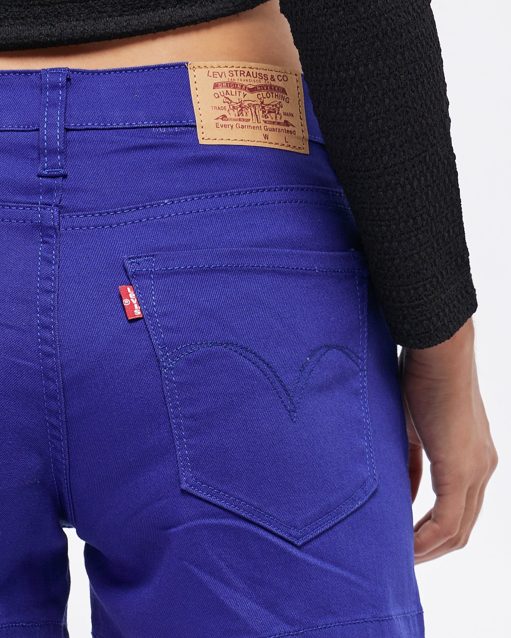 MOI OUTFIT-Stretchy Candy Color Lady Short Jeans 13.90