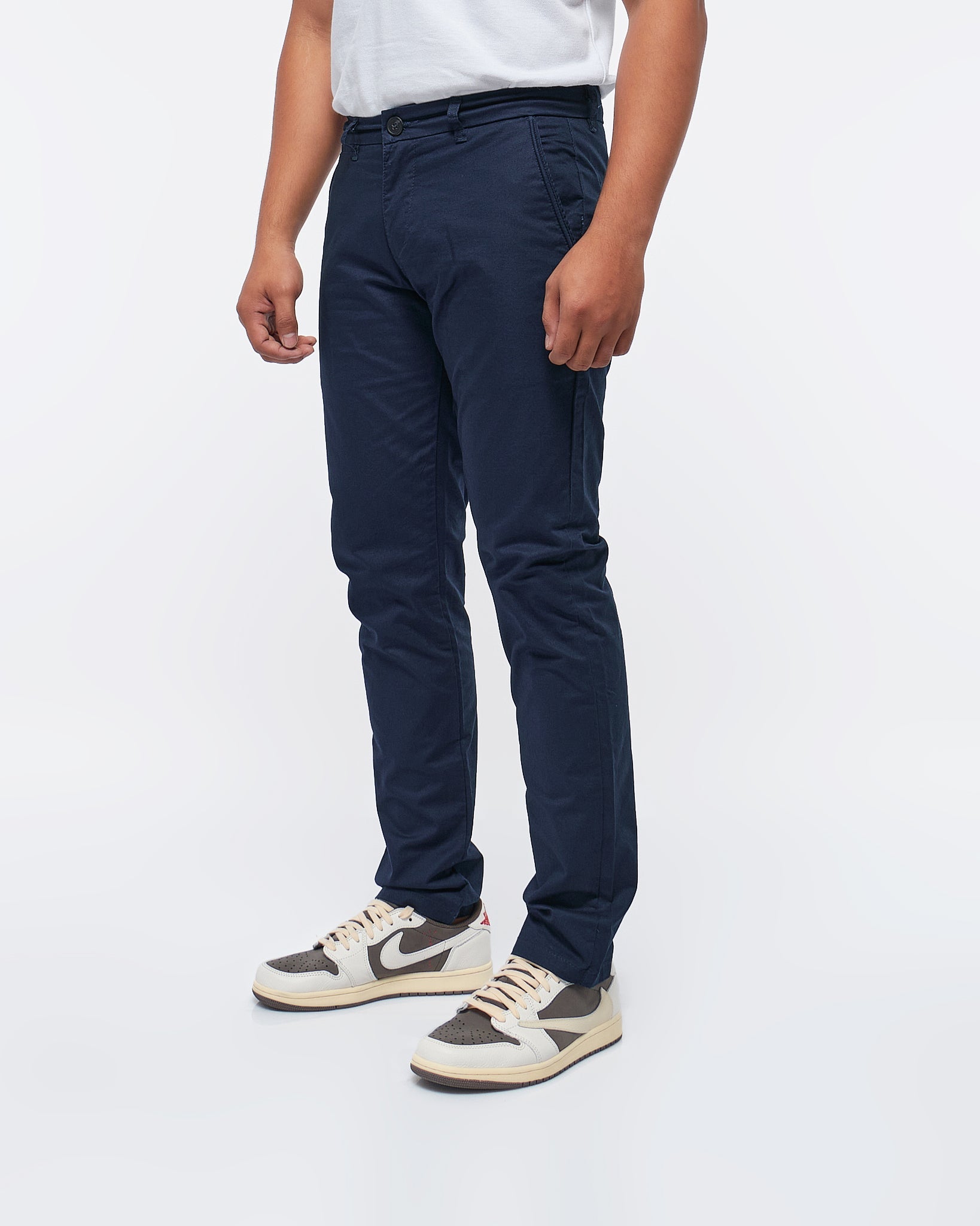 MOI OUTFIT-Stretchy Men Khaki Pants 24.90