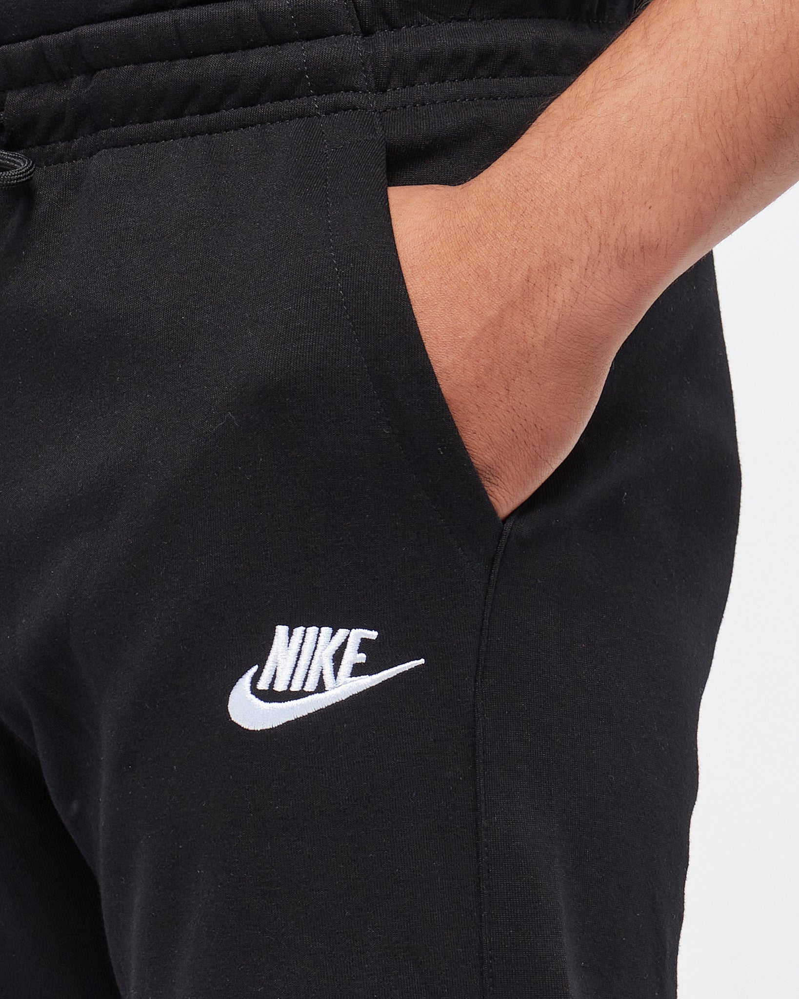 MOI OUTFIT-Swooh Logo Printed Men Jogger 22.90