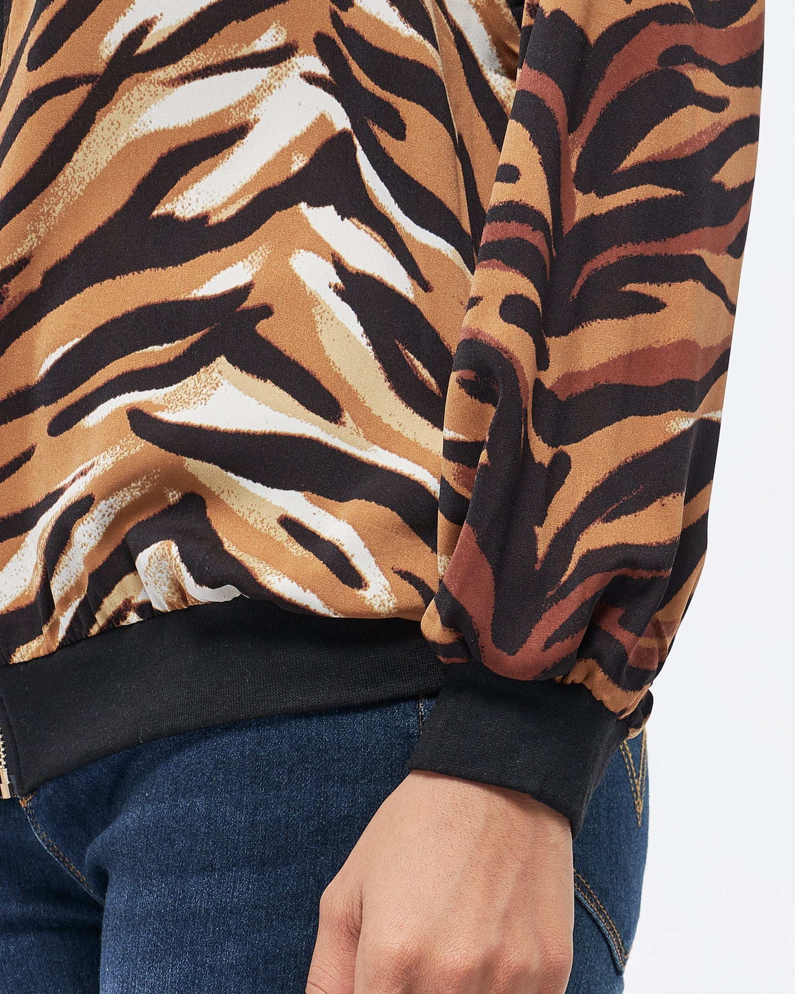 MOI OUTFIT-Tiger Skin Pattern Lady Jacket 17.90