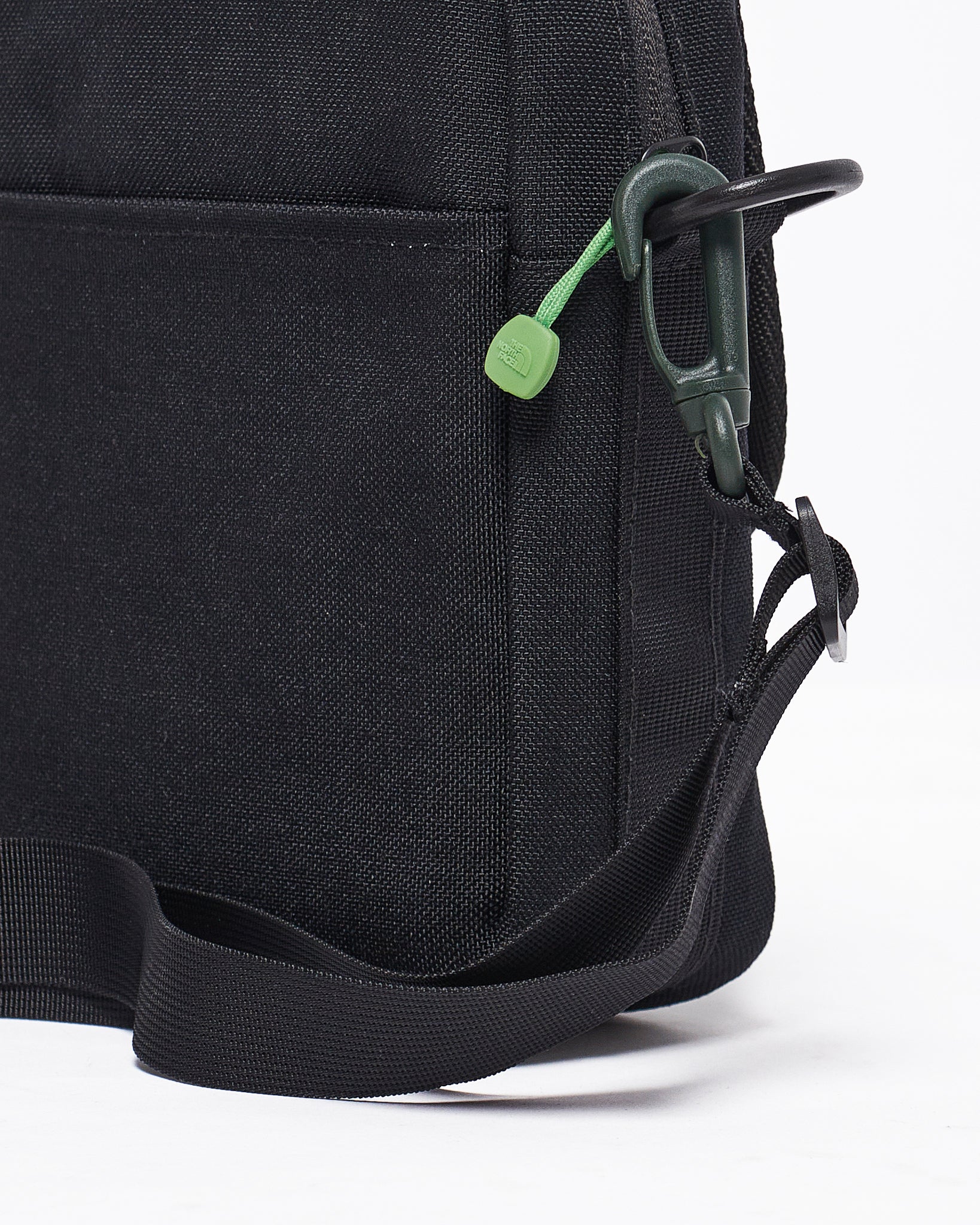 MOI OUTFIT-TNF Logo Embroidered Unisex Sling Bag 15.90