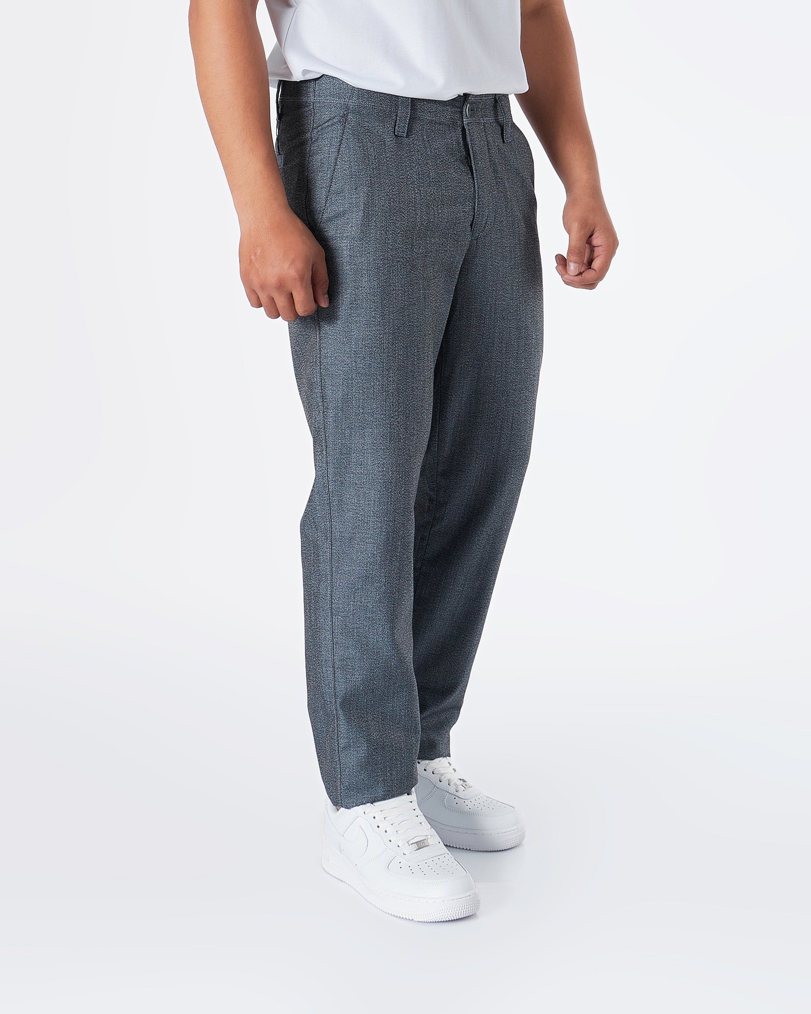 MOI OUTFIT-UA Casual Fit Men Dark Grey Khaki Pants 28.90