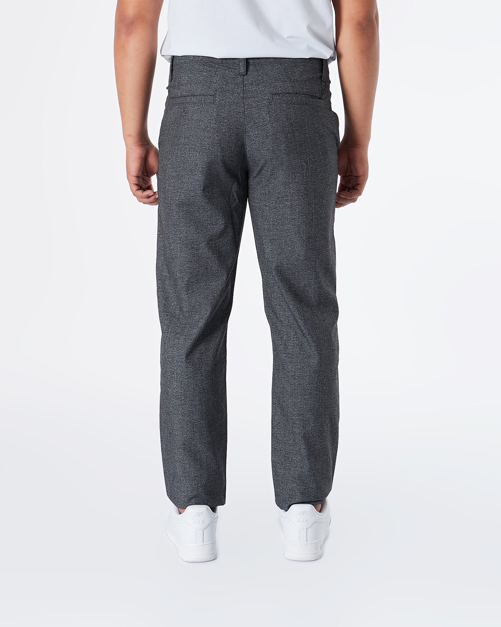 MOI OUTFIT-UA Casual Fit Men Dark Grey Khaki Pants 28.90