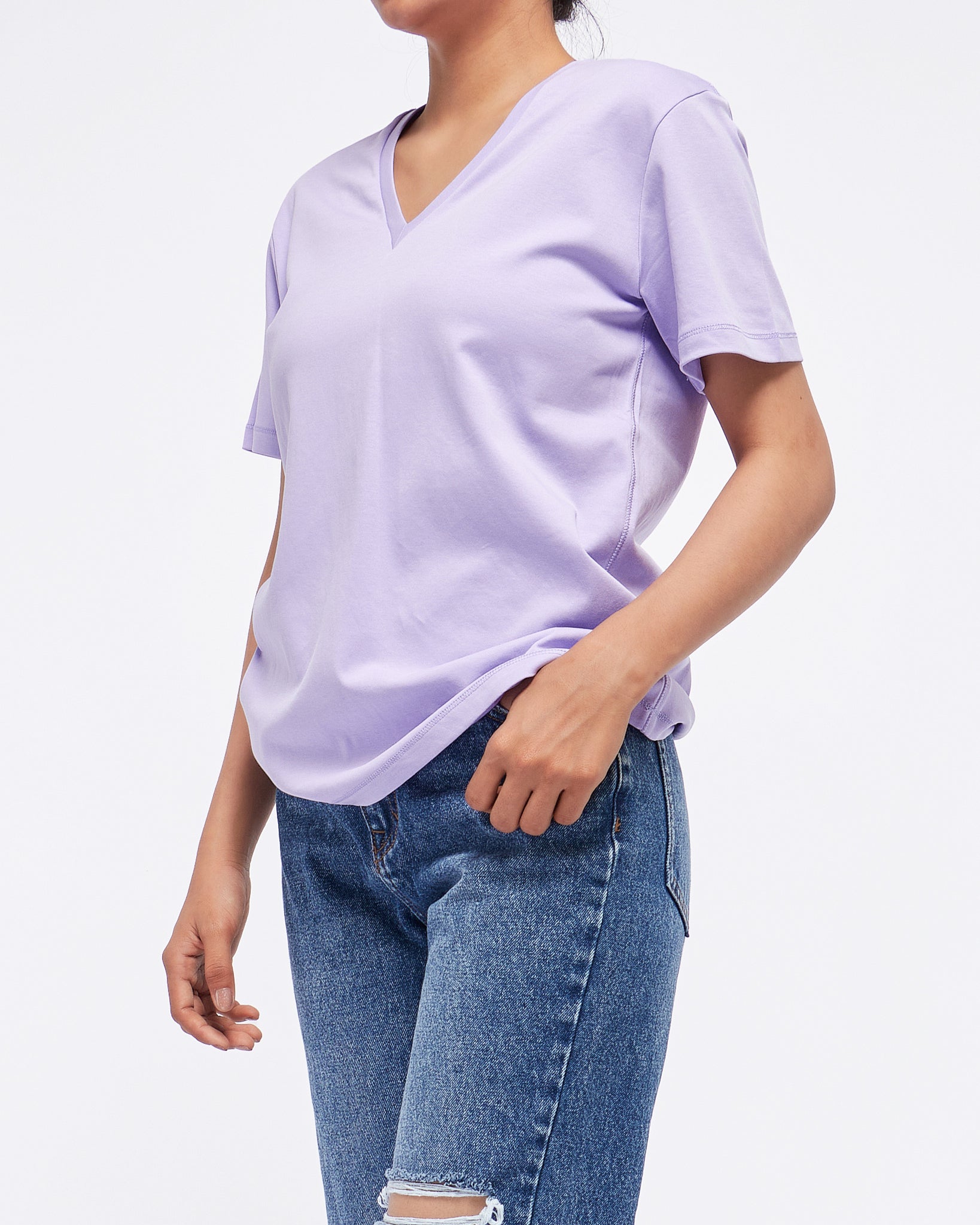 MOI OUTFIT-V Neck Candy Color Lady T-Shirt 22.90