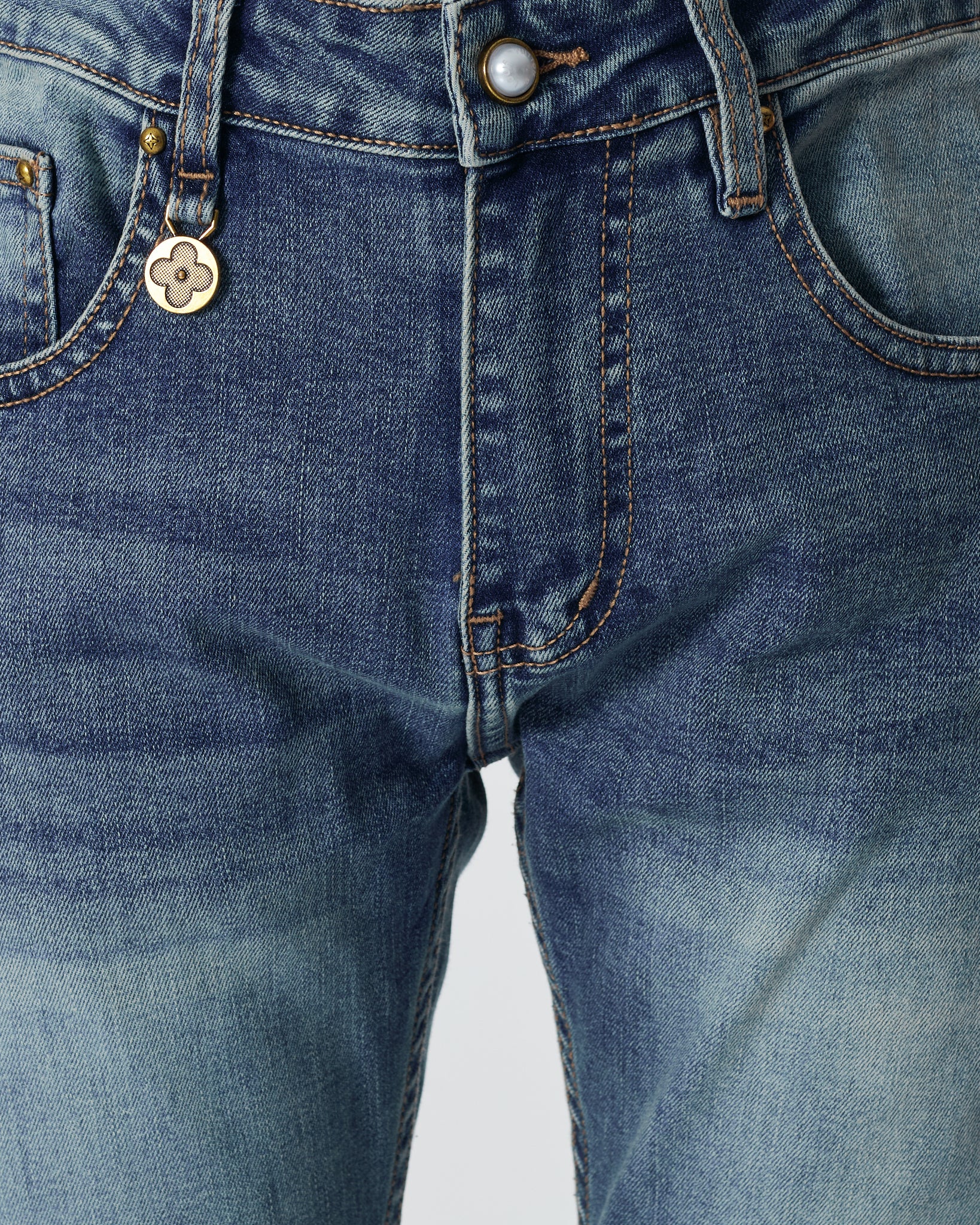 LV Men Slim Fit Light Blue Jeans 25.90