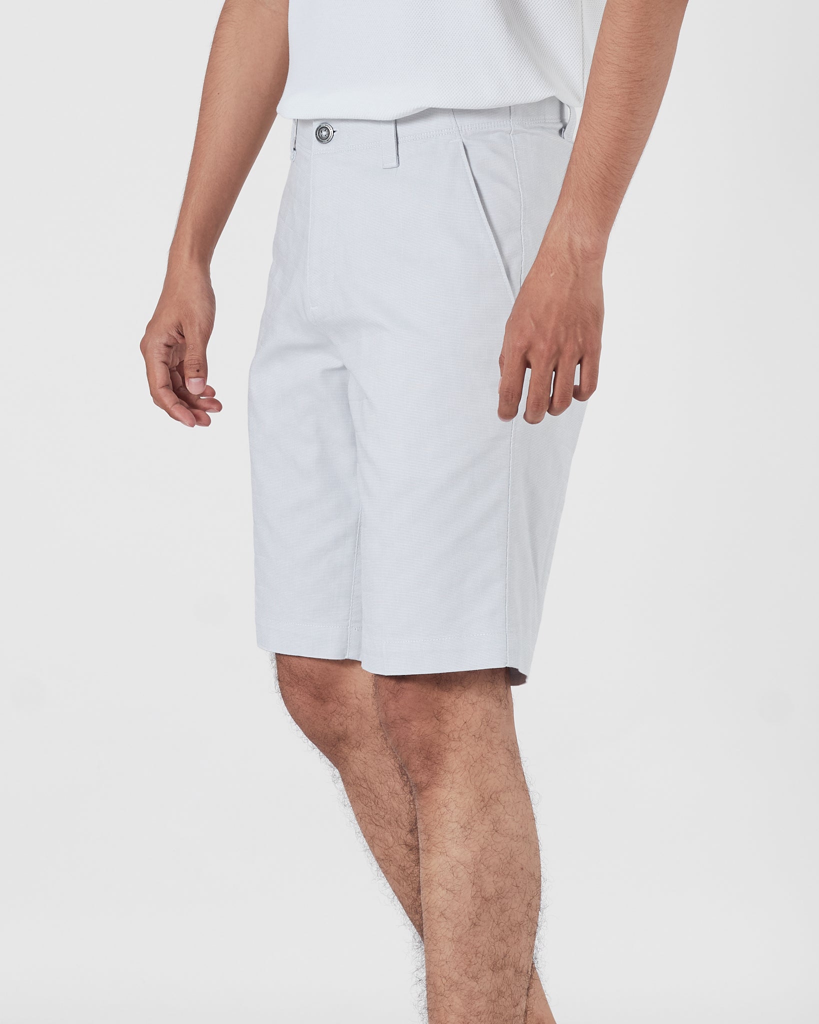 UA Men White Short Pants 18.50